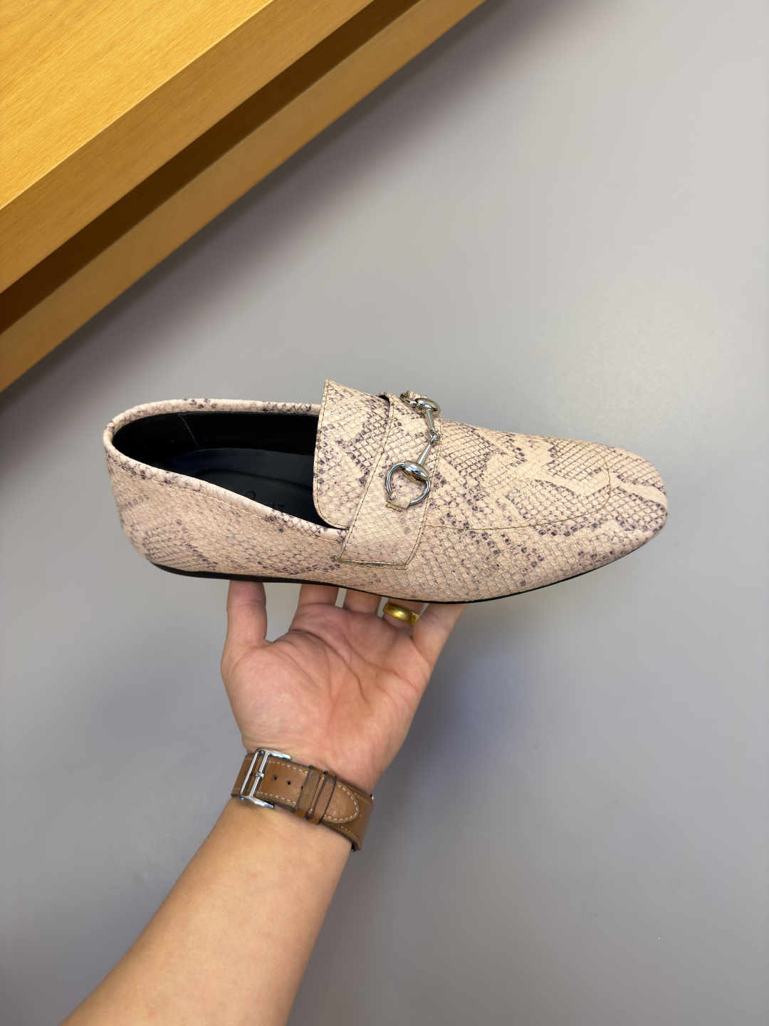 GUCCI 구찌 스네이크 패턴 로퍼 구두 신발
