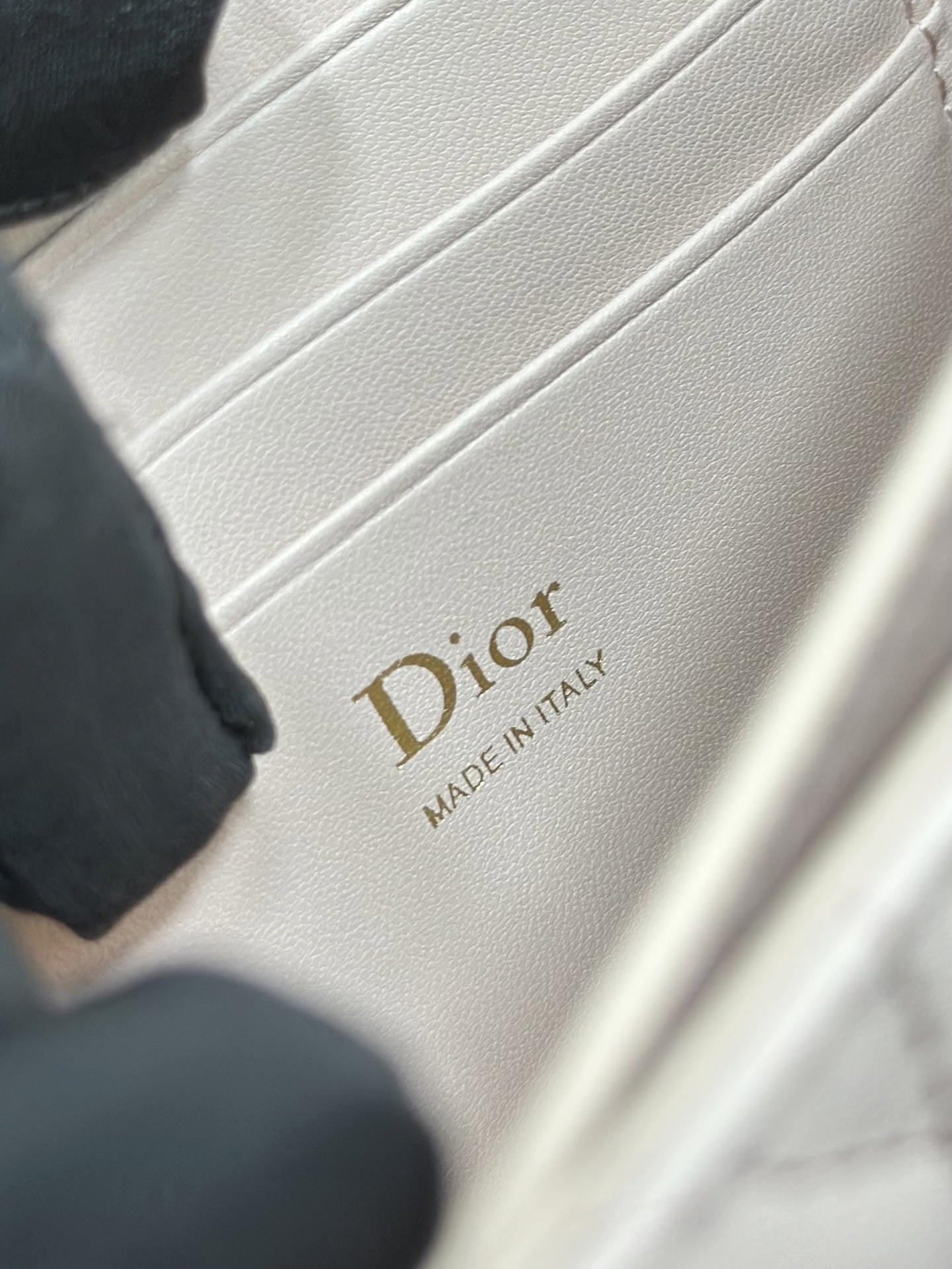 [Dior] 디올 미스 디올(Miss Dior) 보우 램스킨 탑핸들 체인 파우치 (WOC) 가방