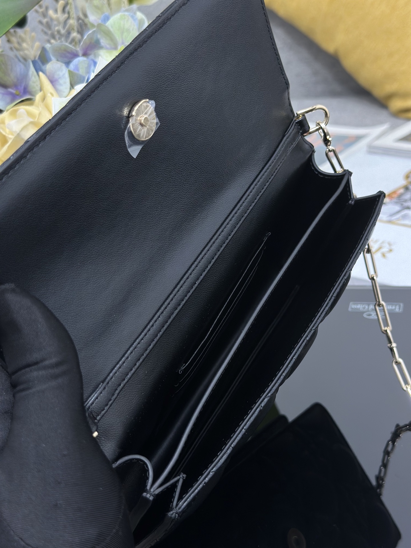 [Dior] 디올 미스 디올(Miss Dior) 보우 램스킨 탑핸들 체인 파우치 (WOC) 가방
