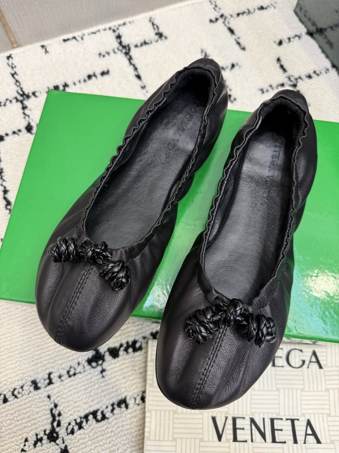 보테가 베네타(BOTTEGA VENETA) 판타스미나 발레리나 플랫 신발