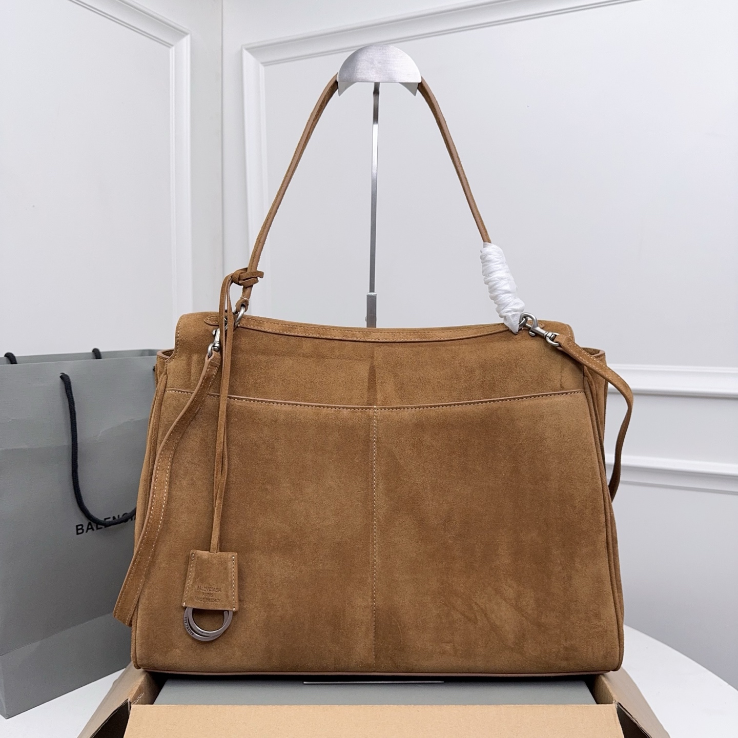 BALENCIAGA 발렌시아가 Rodeo 로데오 라지 핸드백 (스웨이드 카프스킨 / 램스킨 라이닝) 가방