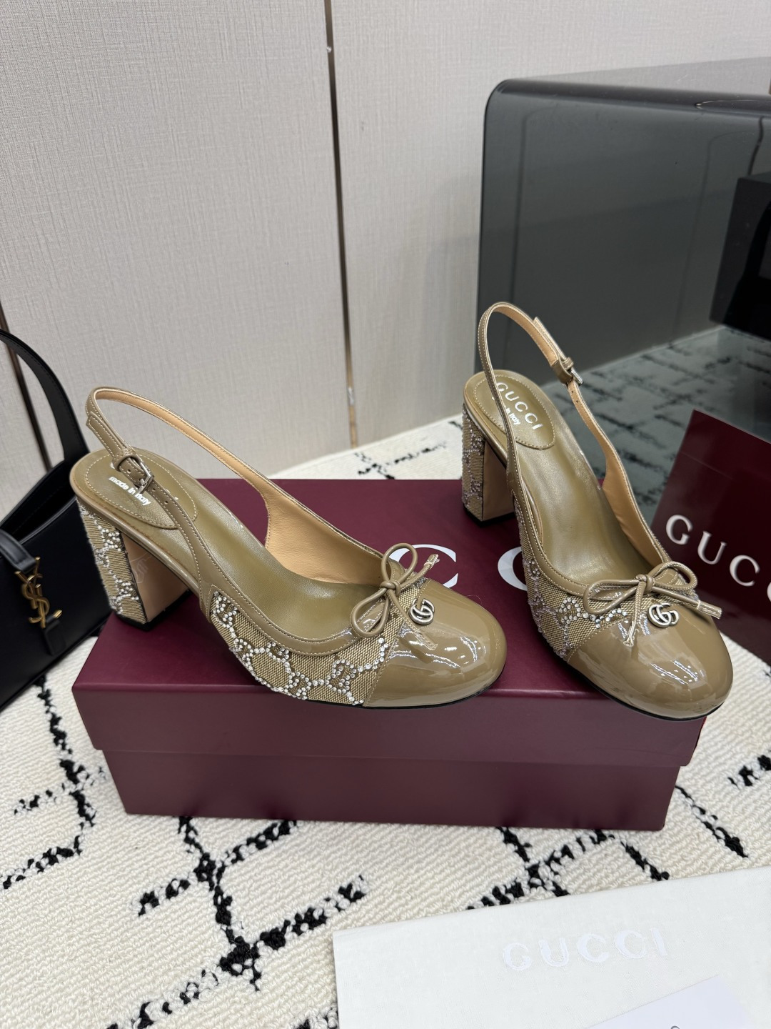 구찌(GUCCI) 홀스빗 발레리나 펌프스 신발
