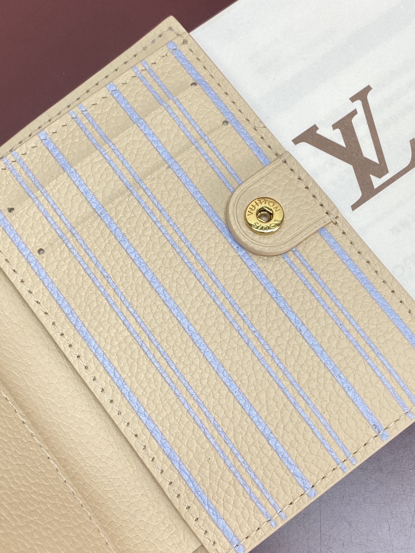 [Louis Vuitton] LV 루이비통 엠프레인 하이 섬머 Lisa 리사 월렛 지갑 M29808
