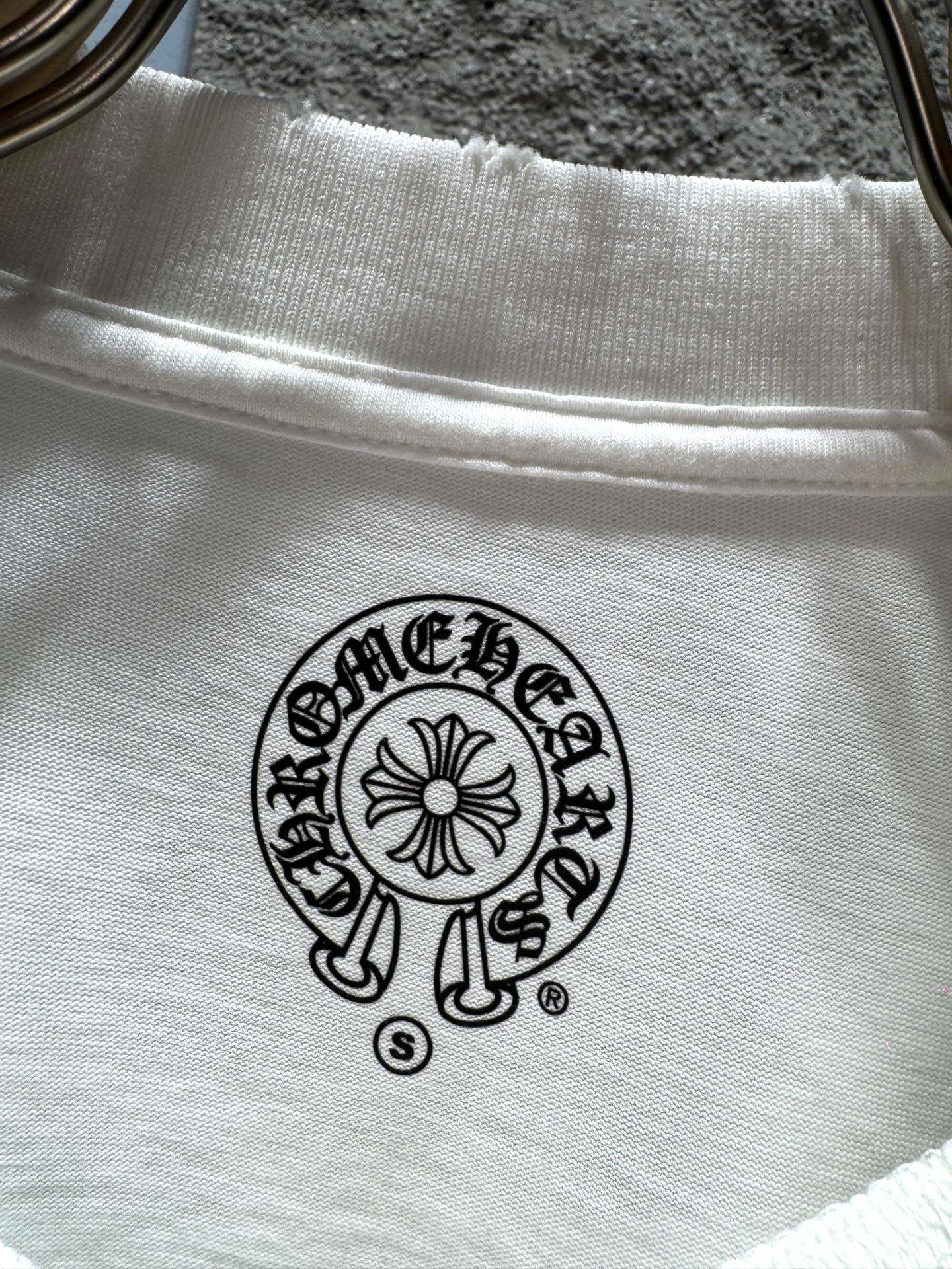 크롬하츠(CHROME HEARTS) 빈티지 호스슈 그래픽 반팔 티셔츠 상의 의류