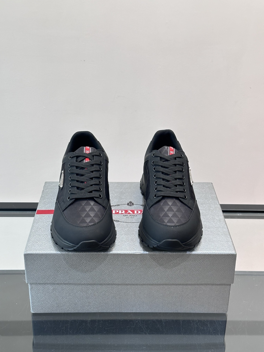 [Prada] 프라다 레트로 스니커즈 신발