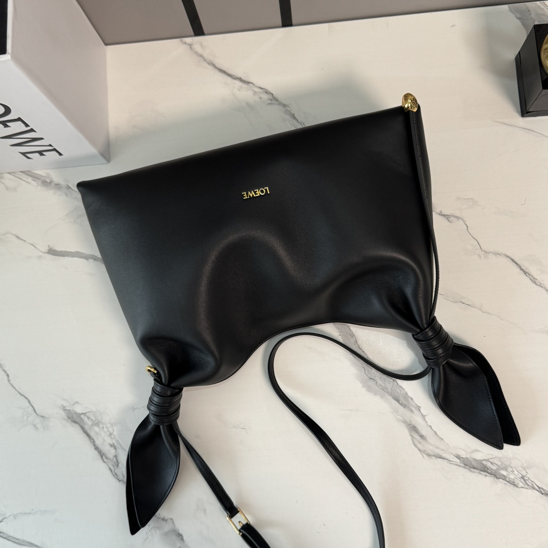 [LOEWE] 로에베 미디엄 스무스 카프스킨 스카프 백 가방 / BA603