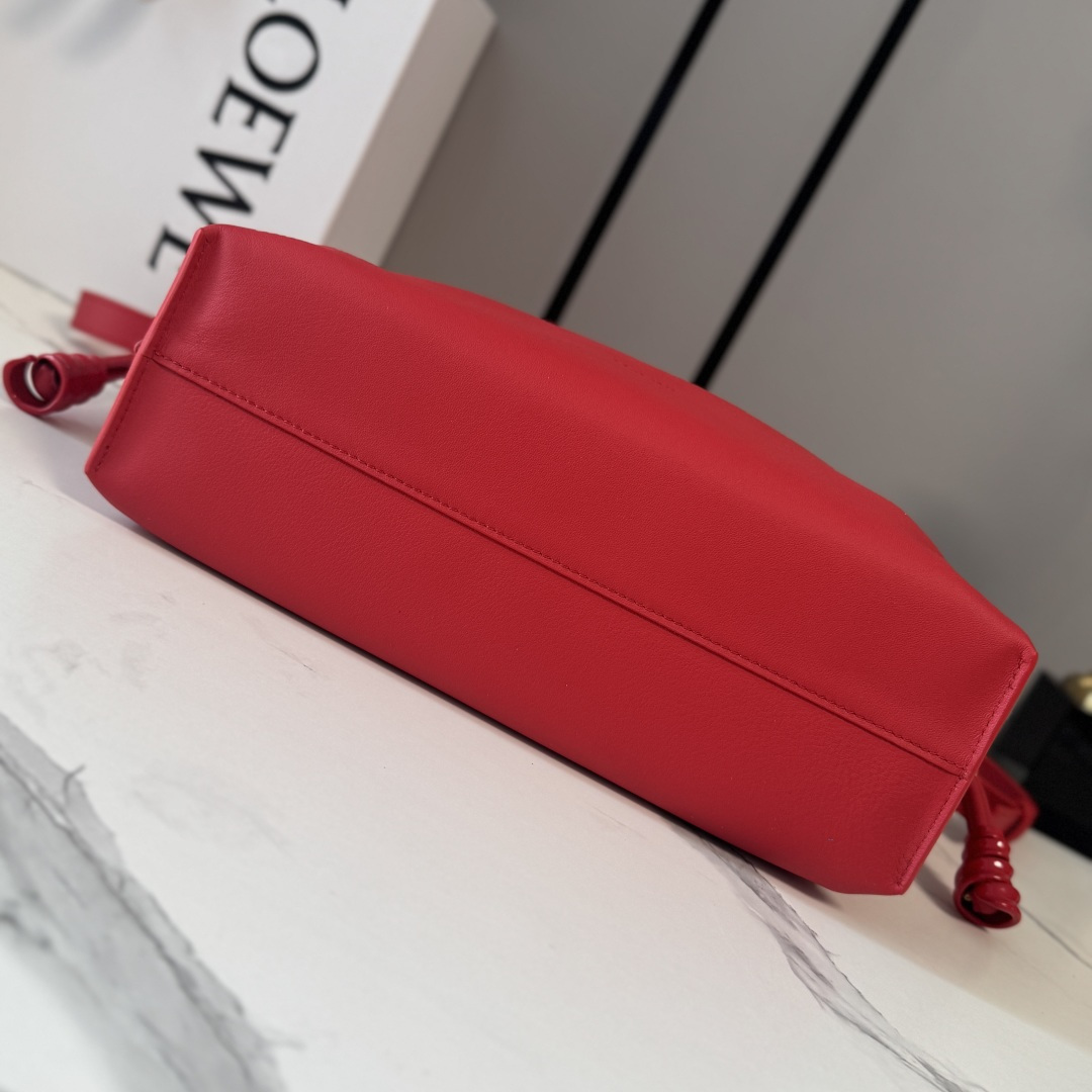 Loewe 로에베 플라멩코(Flamenco) 나파 가죽 미디엄 백 가방 복제