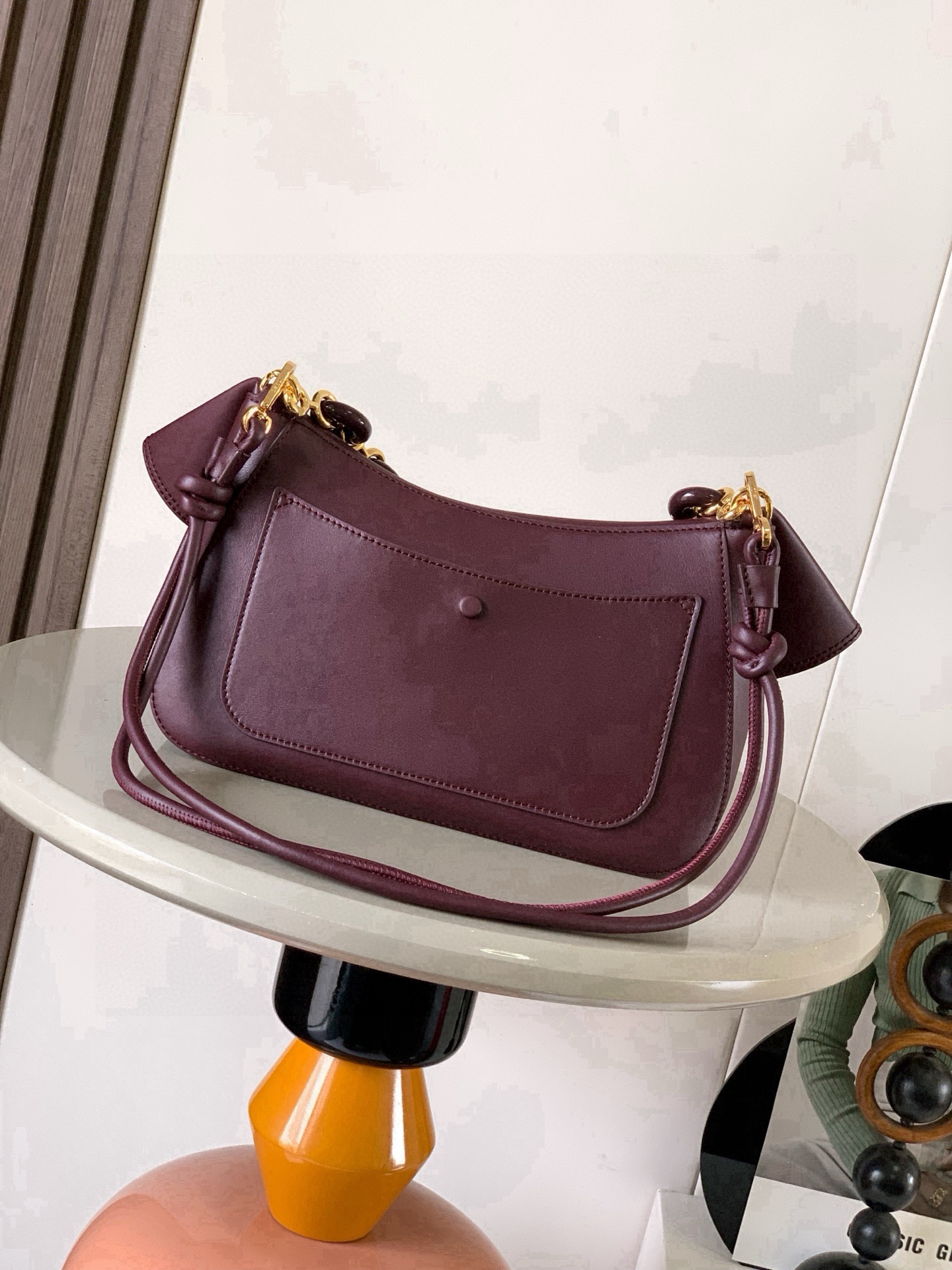 LOEWE 로에베 올라(Ola) 미디엄 핸드백 가방