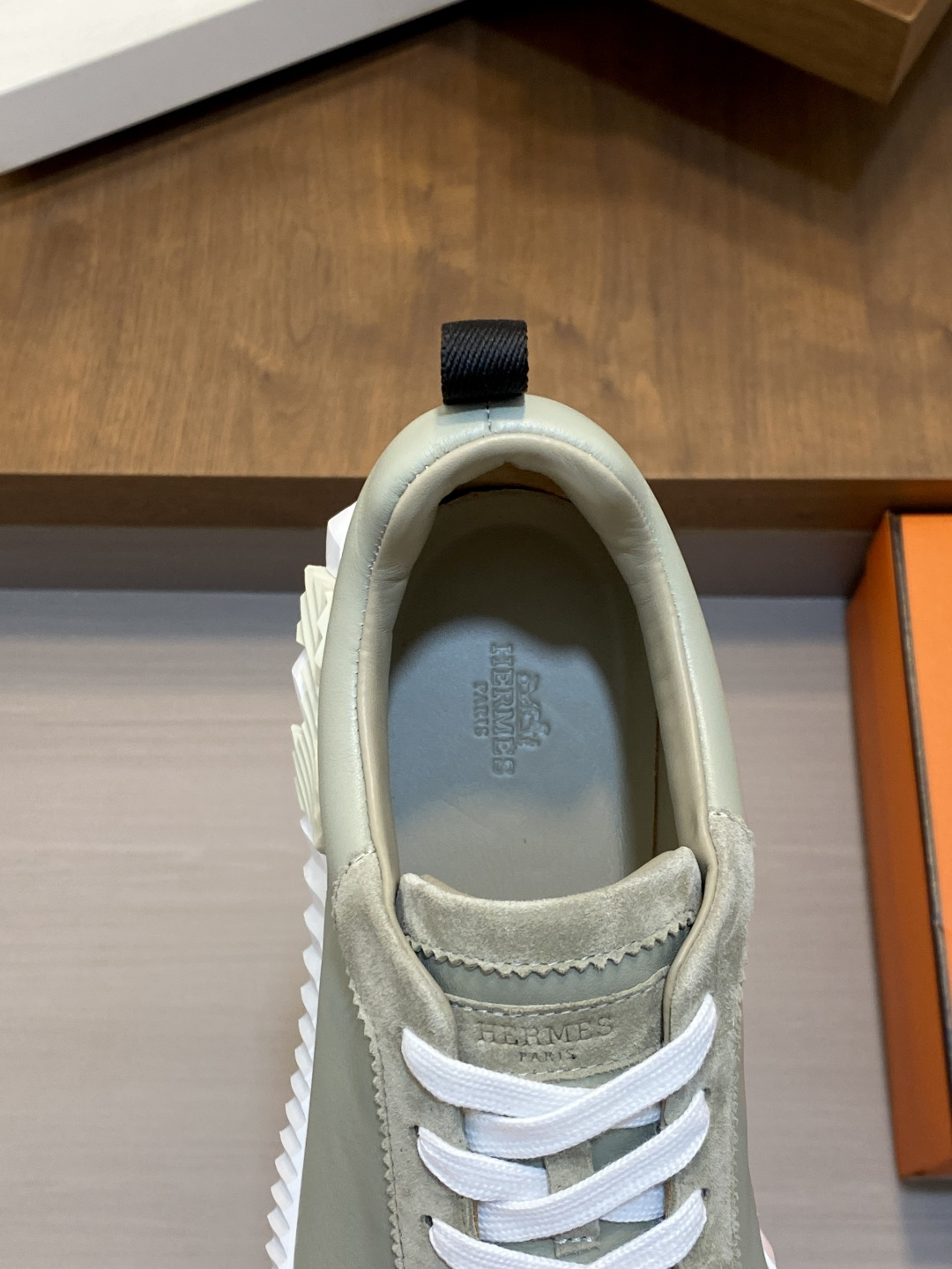 [Hermes] 에르메스 바운싱(Bouncing) 프리미엄 카프스킨 & 고트스킨 스니커즈 신발