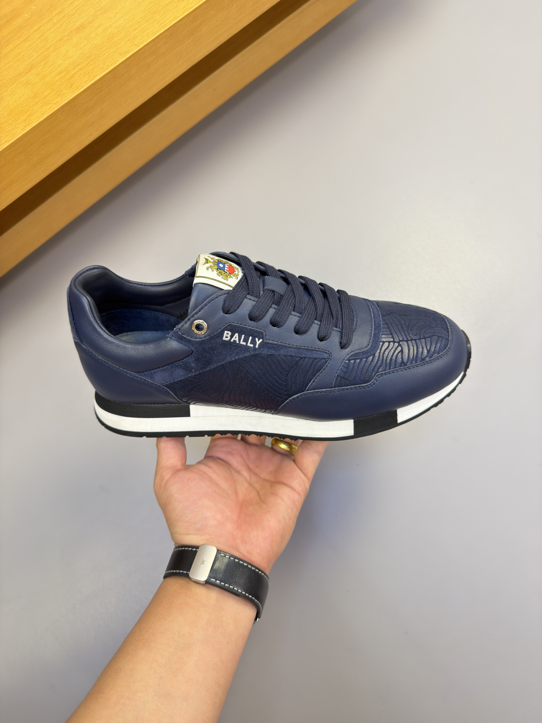 [Bally] 발리 프리미엄 나파·페블 레더 & 스웨이드 콤비 스니커즈 신발