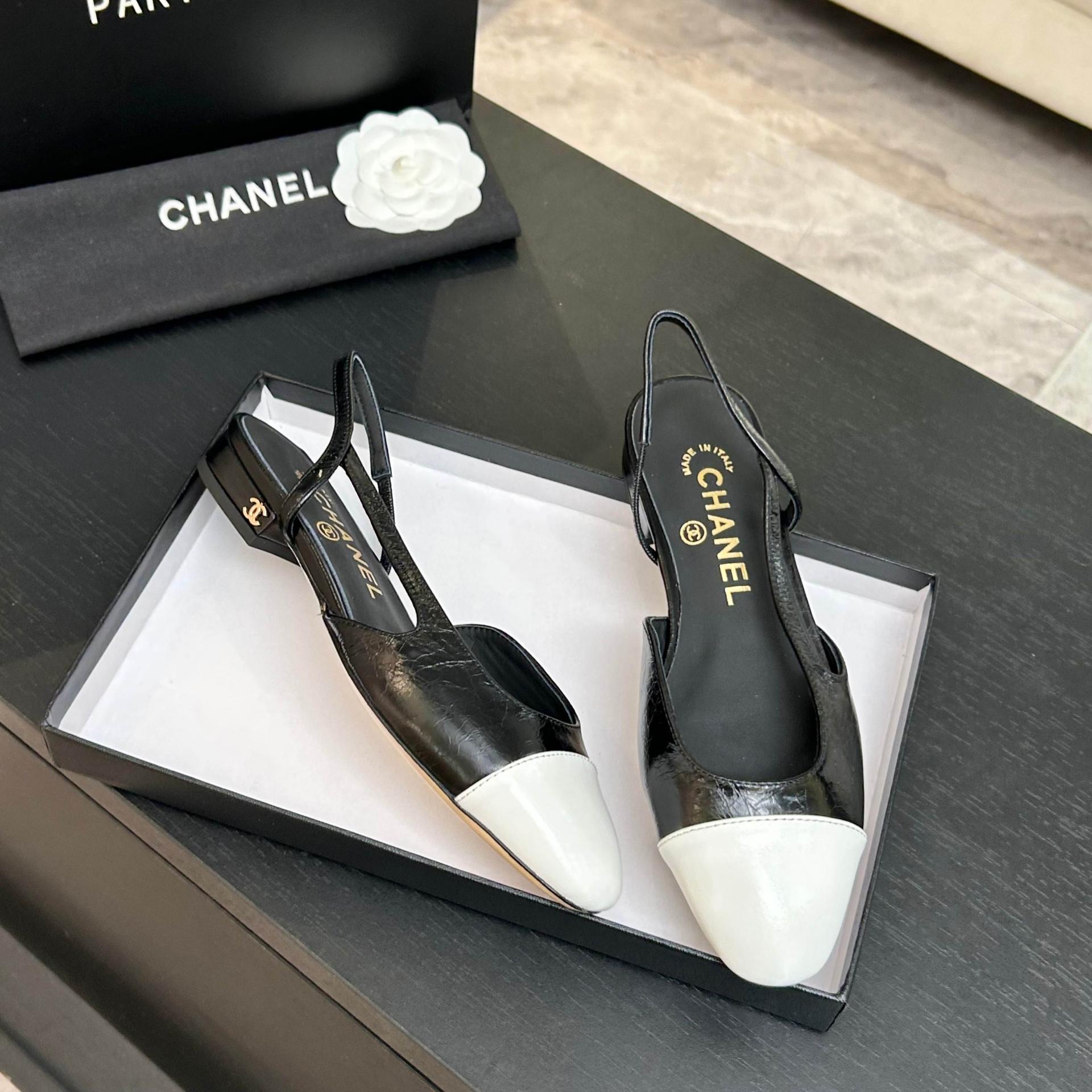 샤넬(CHANEL) 투톤 슬링백 로우힐 신발