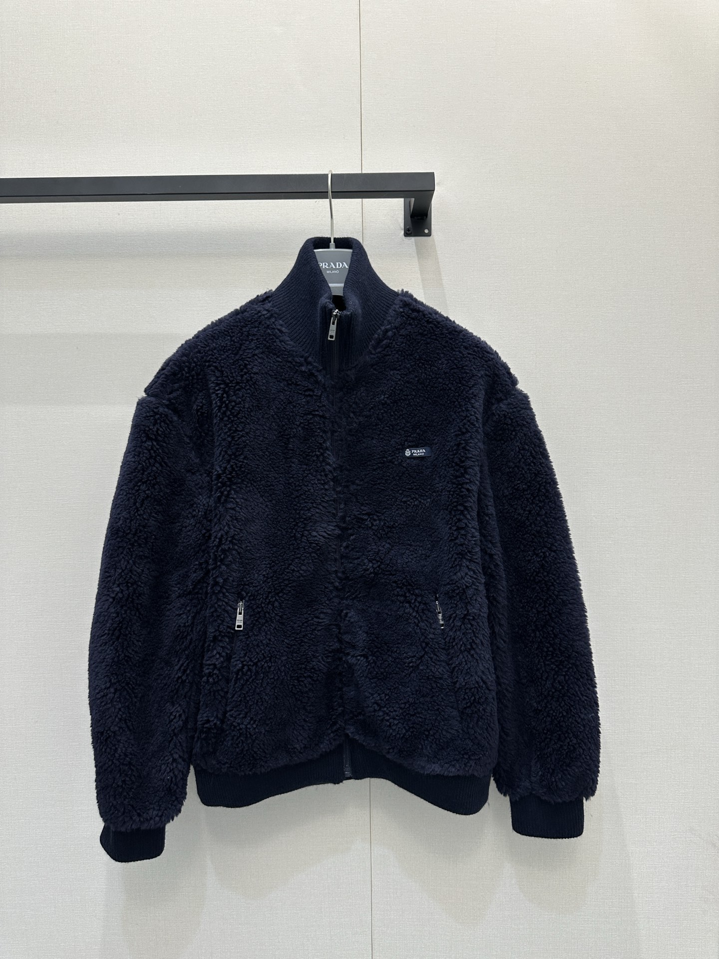 프라다(PRADA) 시어링 울 집업 재킷 상의 의류