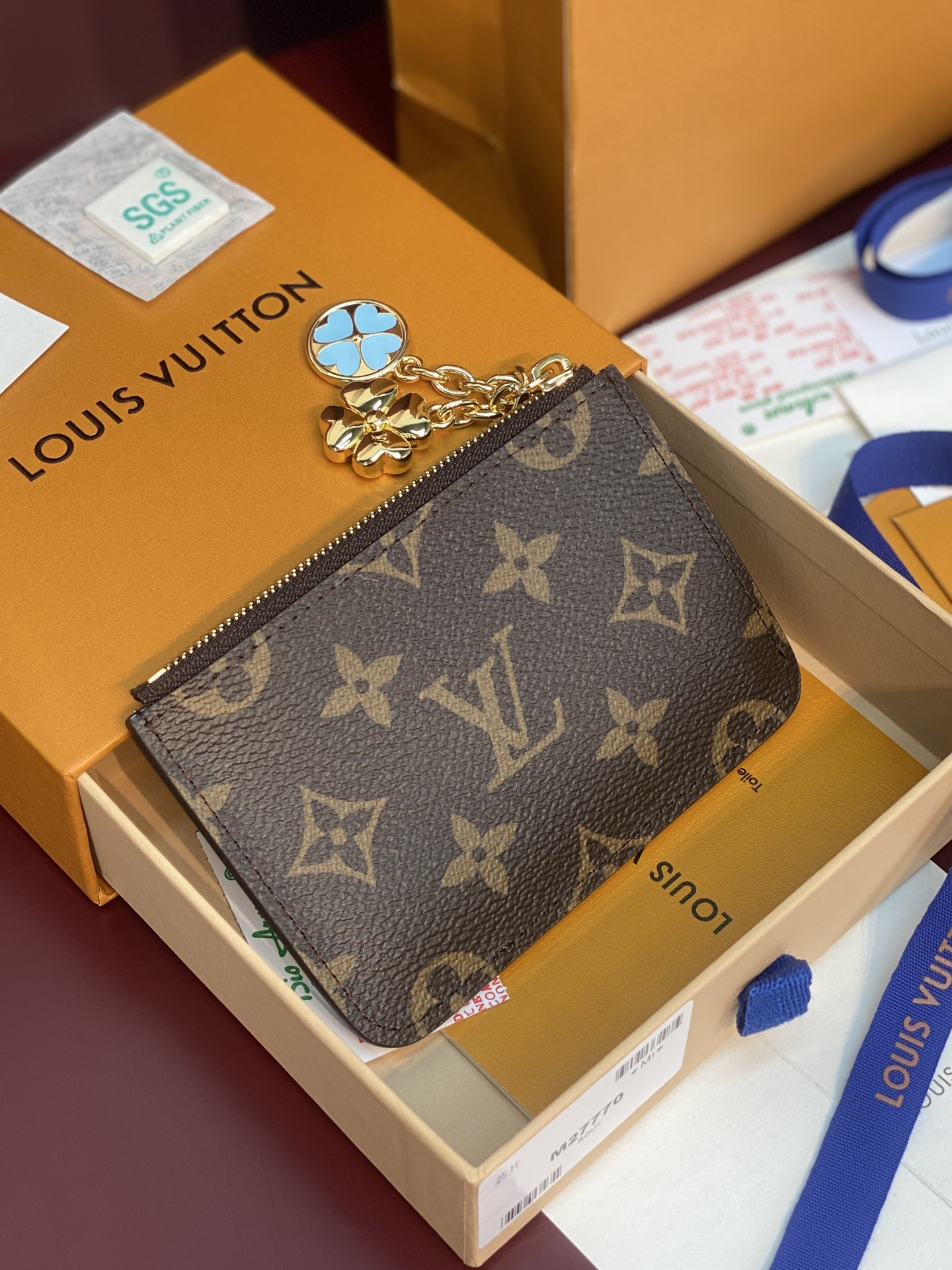 [Louis Vuitton] LV 루이비통 모노그램 Romy 로미 카드 지갑 (스카이 블루)
