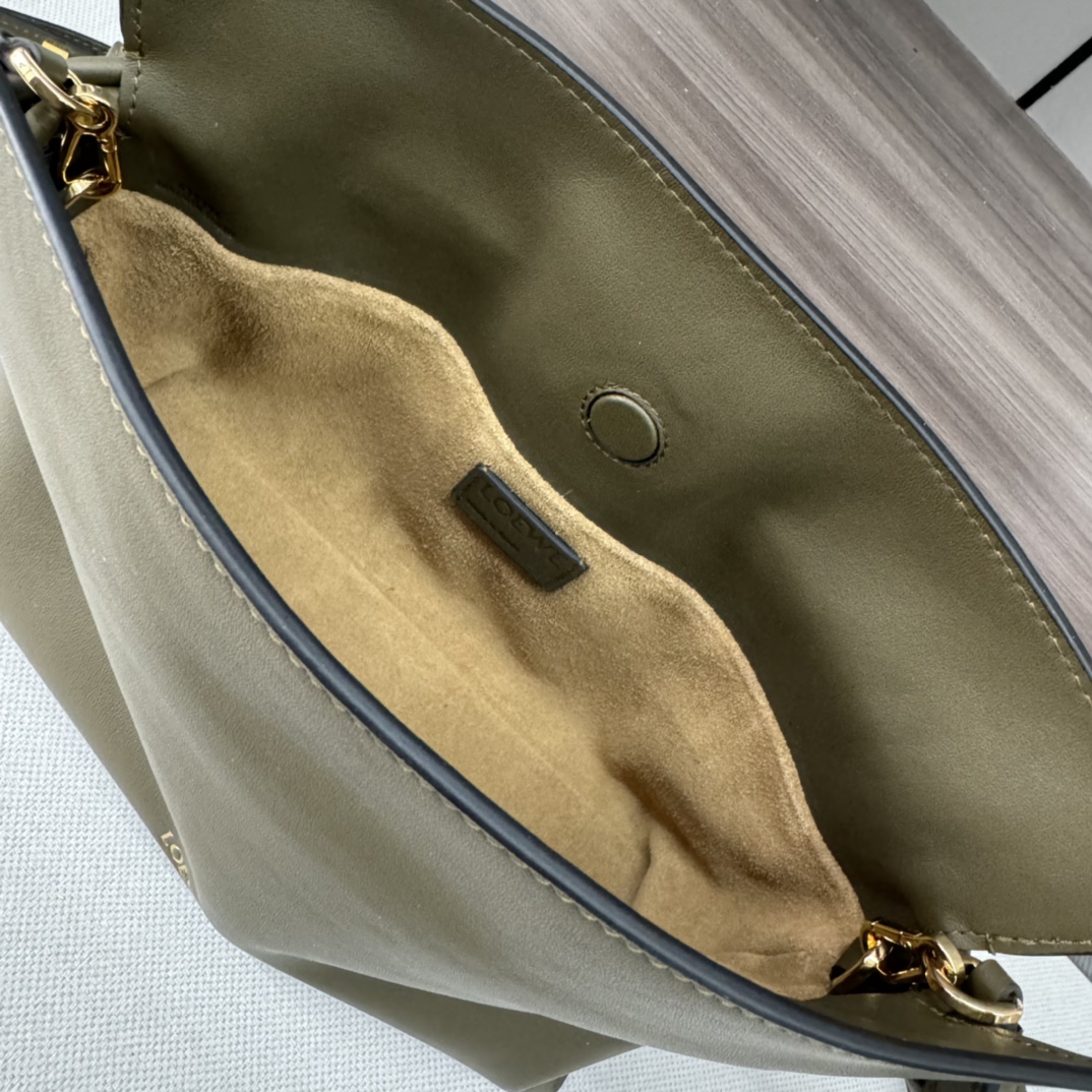 LOEWE 로에베 Flamenco 플라멩코 퍼스 나파 카프스킨 파우치 숄더백 가방