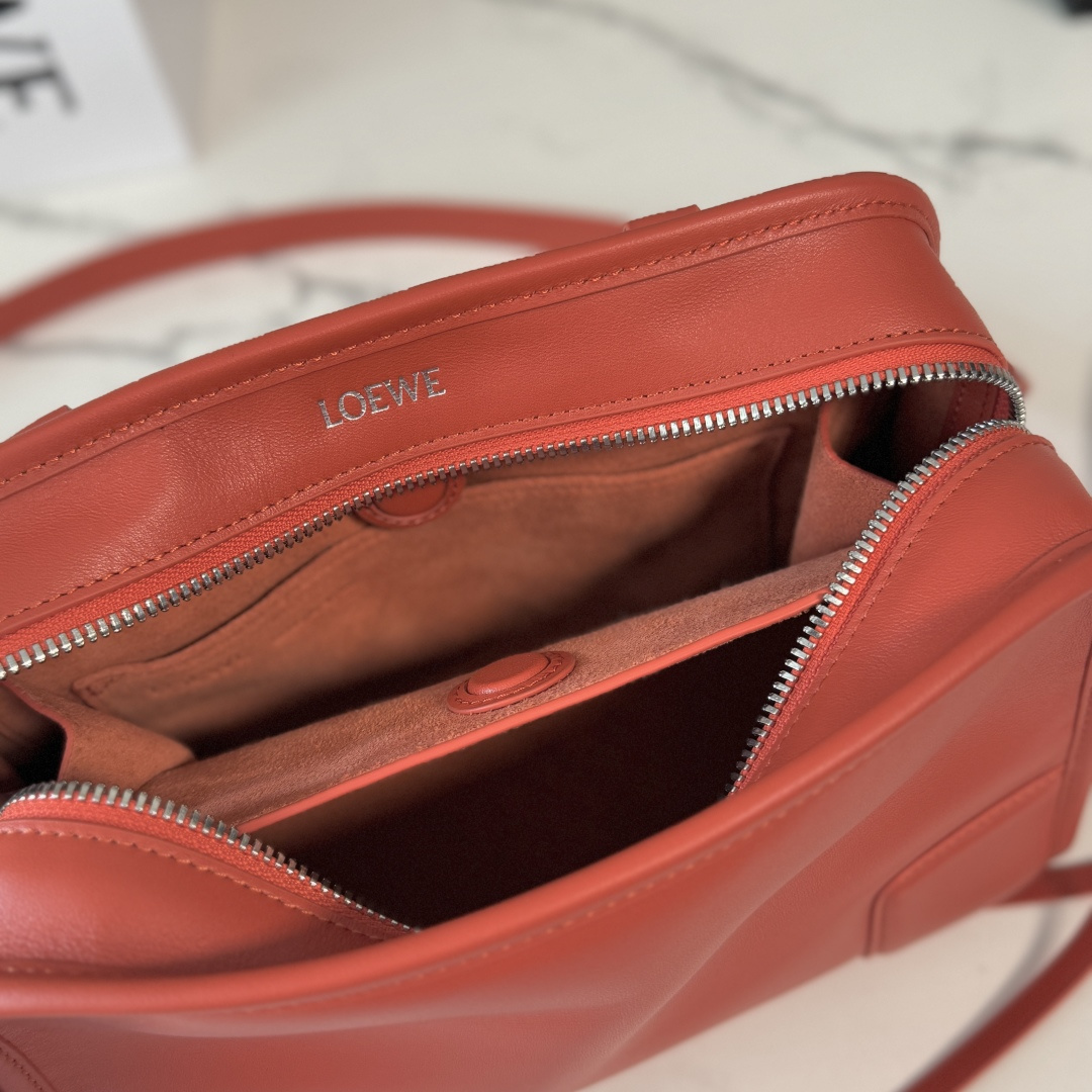 [Loewe] 로에베 Amazona 아마조나 180 소프트 카프스킨 스몰 백 가방