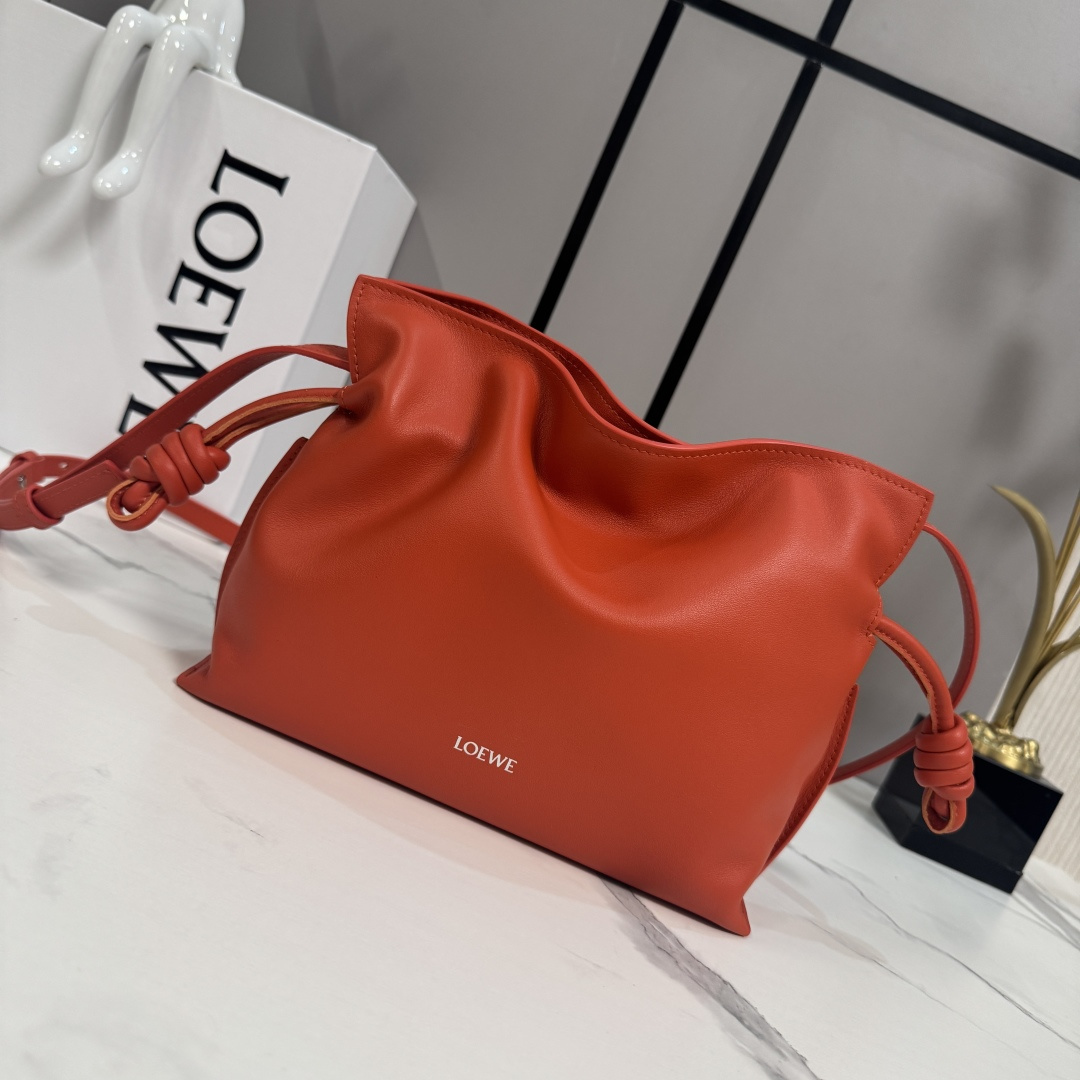 LOEWE 로에베 Flamenco 플라멩코 퍼스 나파 카프스킨 파우치 숄더백 가방