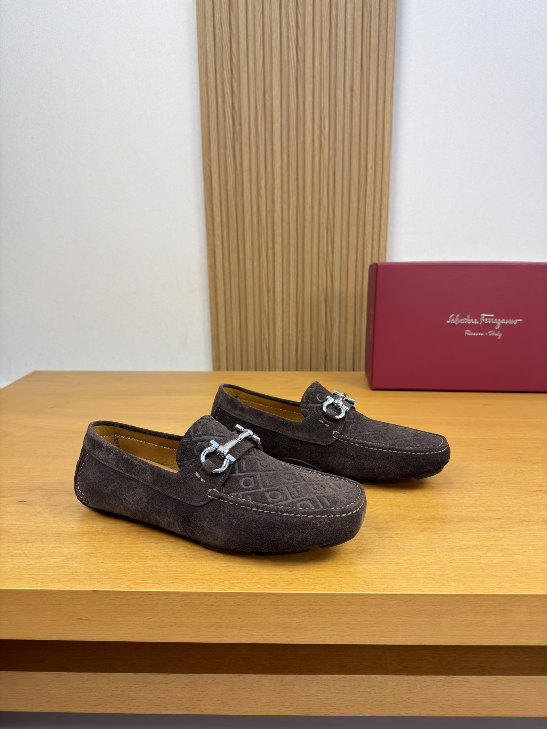 Ferragamo 페라가모 클래식 스웨이드 로퍼 정장화 구두 신발