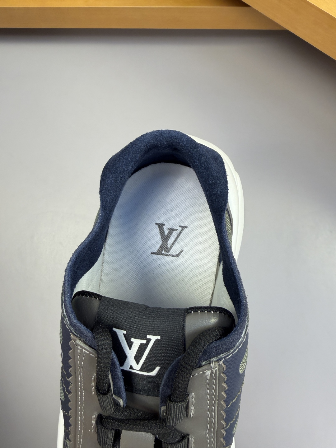 [Louis Vuitton] LV 루이비통 나파 레더 믹스 스니커즈 신발