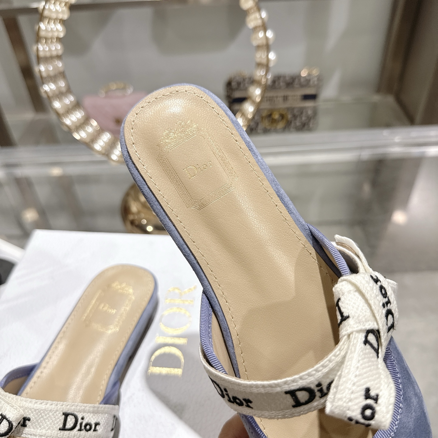 디올(DIOR) 리본 스트랩 메리제인 슬리퍼 신발