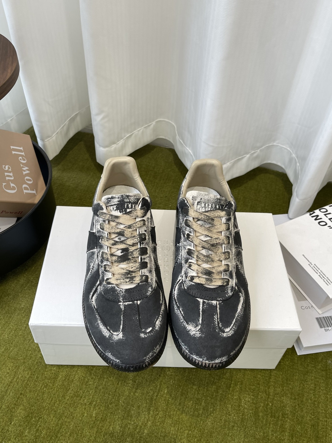 메종 마르지엘라(Maison Margiela) 페인트 스플래터 독일군 스니커즈 신발