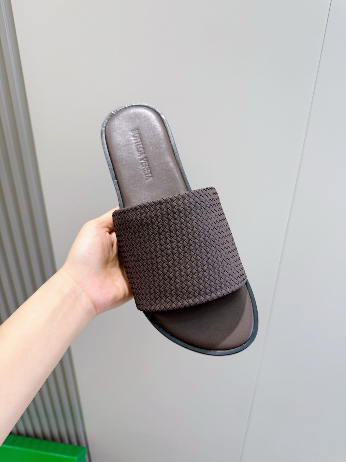 [Bottega Veneta] BV 보테가 베네타 맨즈 웨이브 레더 슬라이드 슬리퍼 신발