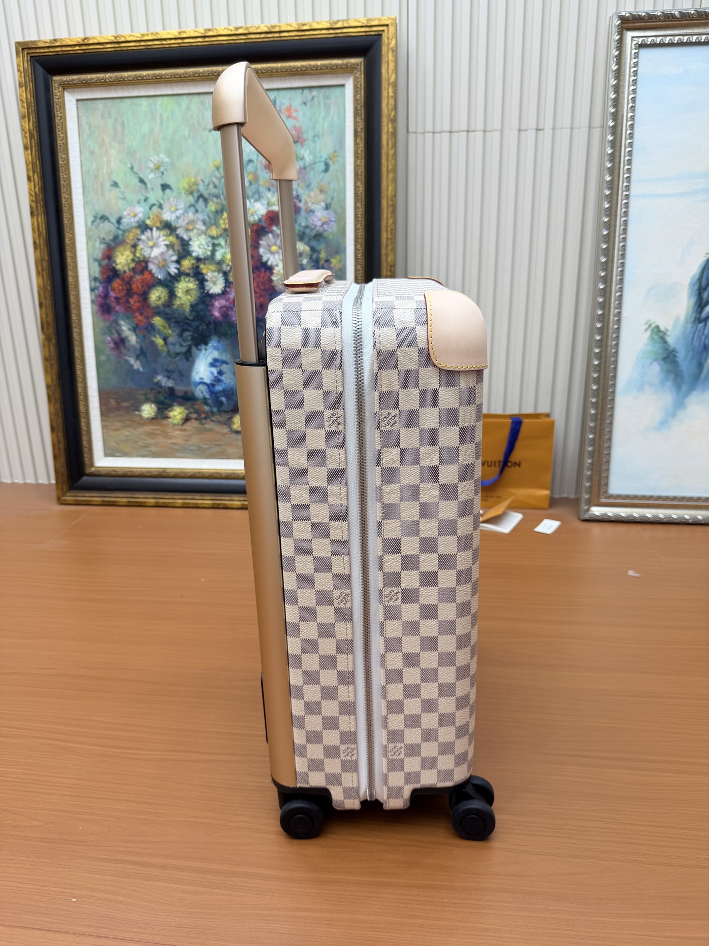 [Louis Vuitton] LV 루이비통 AM40910 최고급 오리지널 캐리어 (기내 반입 가능)