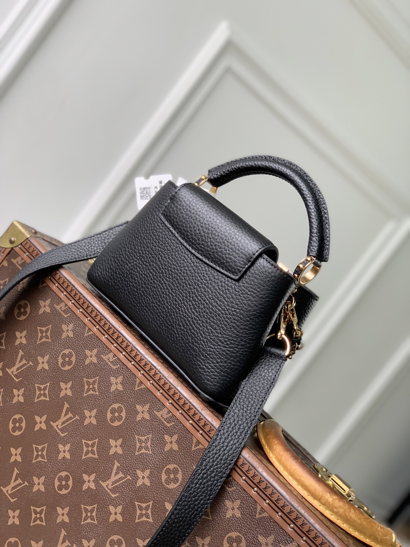 LOUIS VUITTON LV M29608 루이비통 카퓌신 미니 핸드백 (플라워그램 미니) 가방