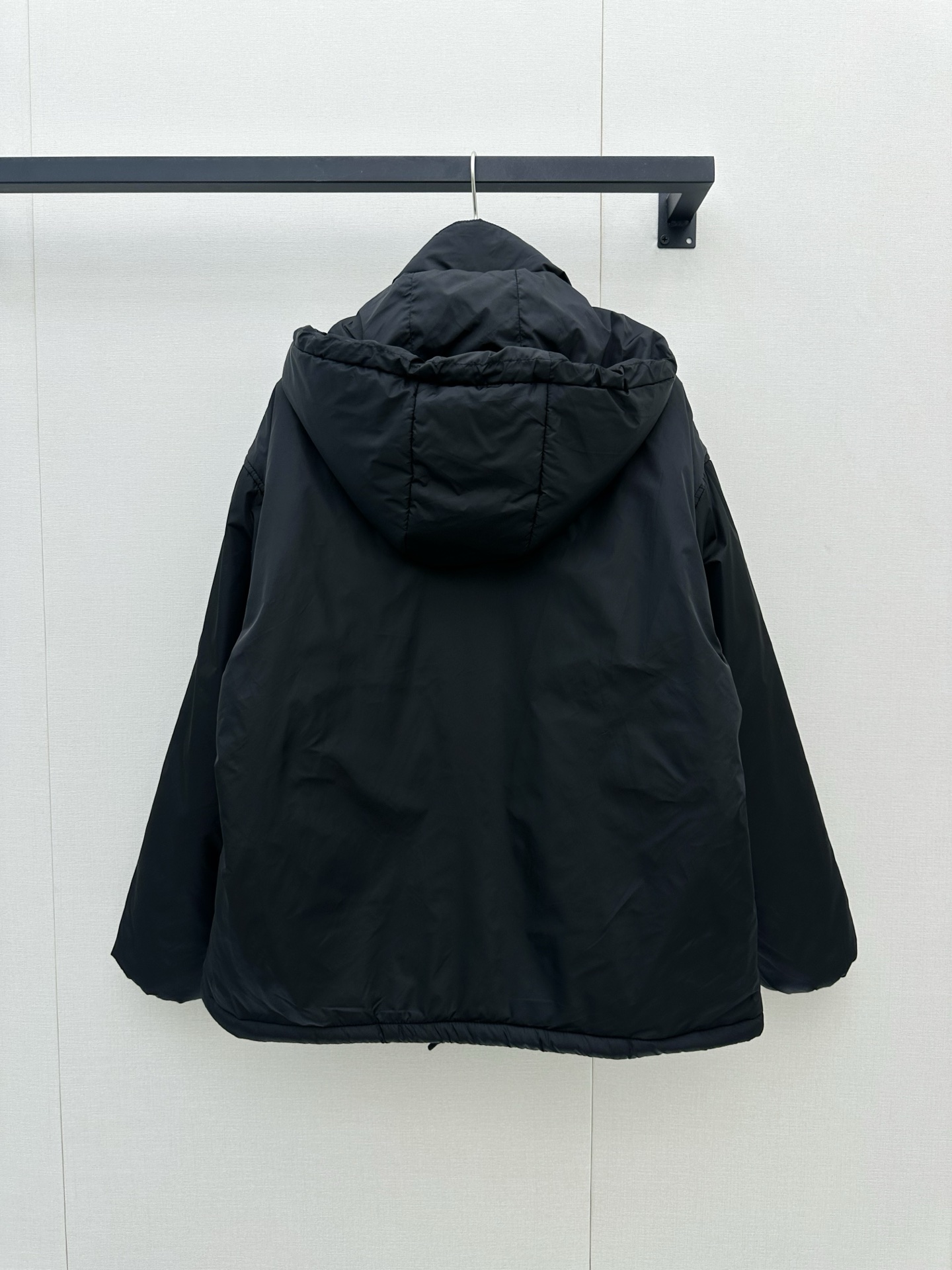 프라다(PRADA) 탈부착 후드 패딩 셔츠 재킷 상의 의류