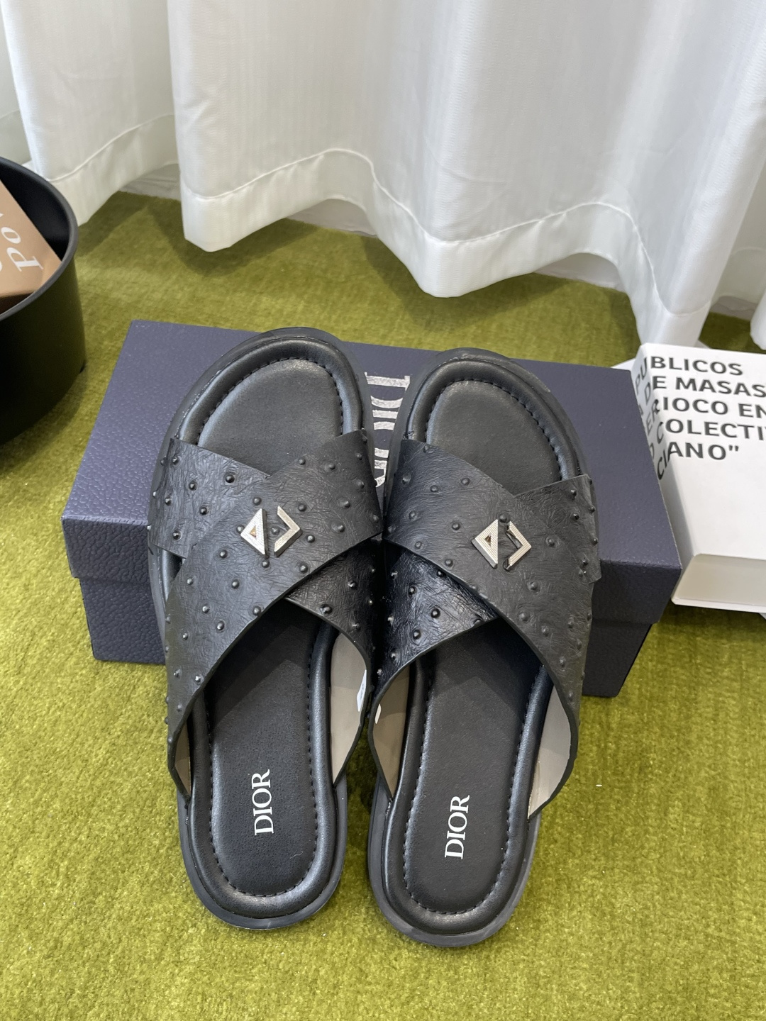 디올(Dior) 오블리크 크로스 슬리퍼 신발
