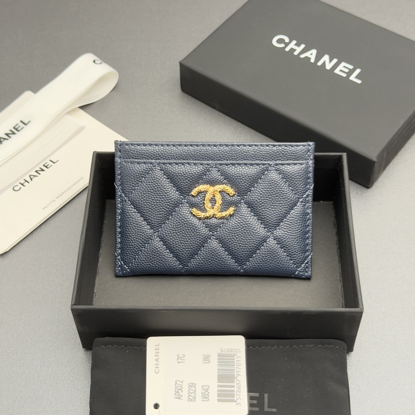 [Chanel] 샤넬 26SS 캐비어 멀티 젬스톤 슬림 카드 홀더 지갑