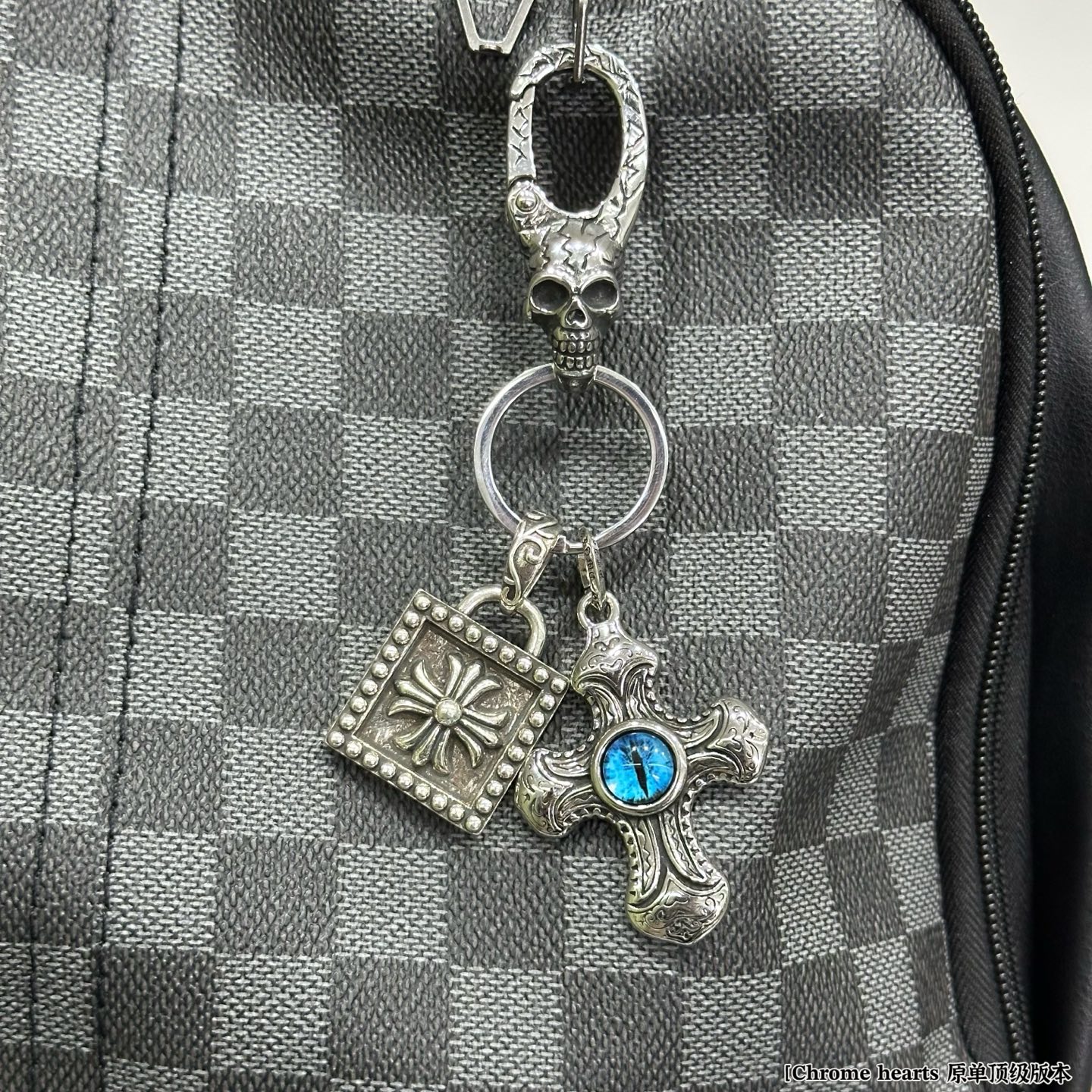 크롬하츠(CHROME HEARTS) 실버 키링 백참 악세사리