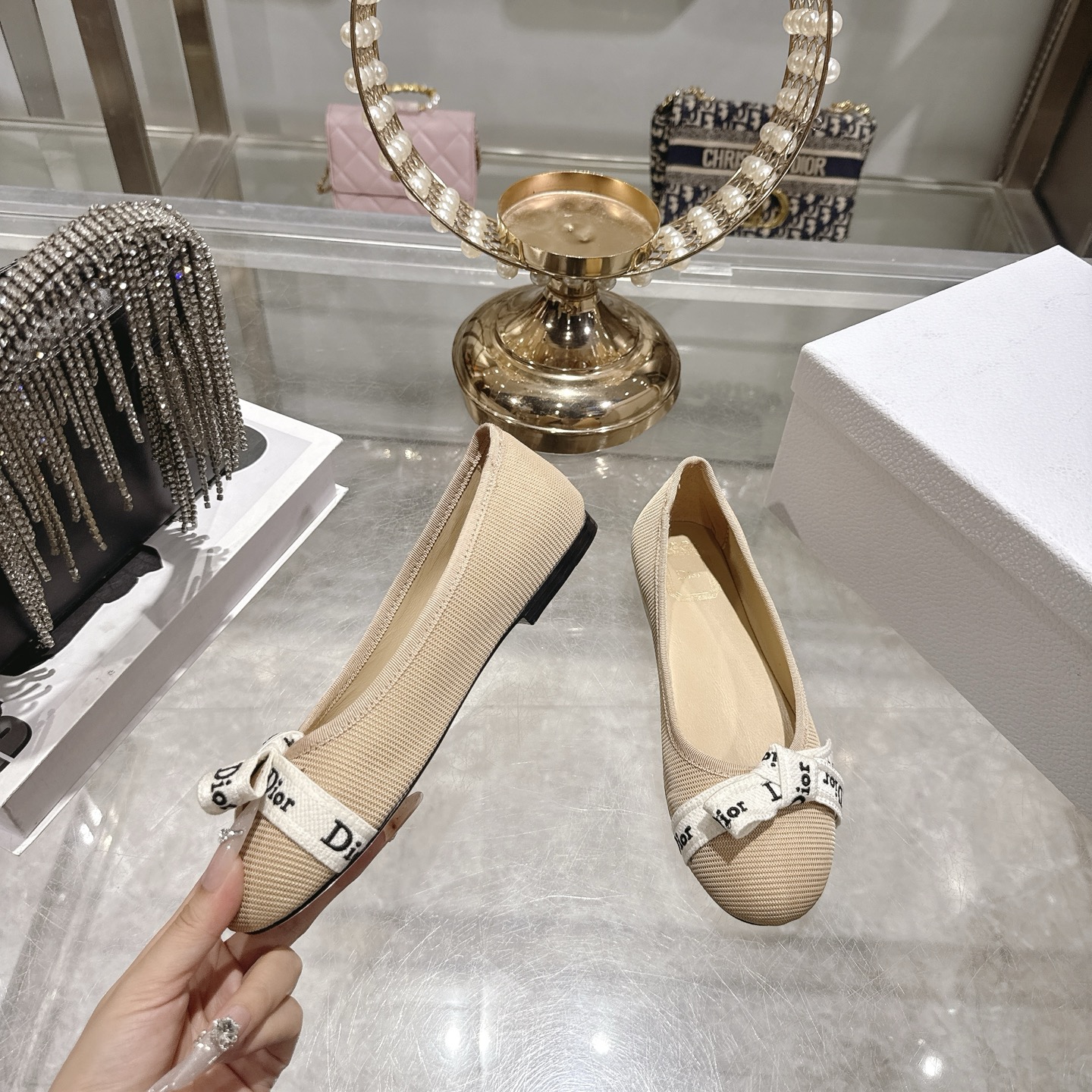 디올(DIOR) 리본 스트랩 메리제인 플랫슈즈 신발