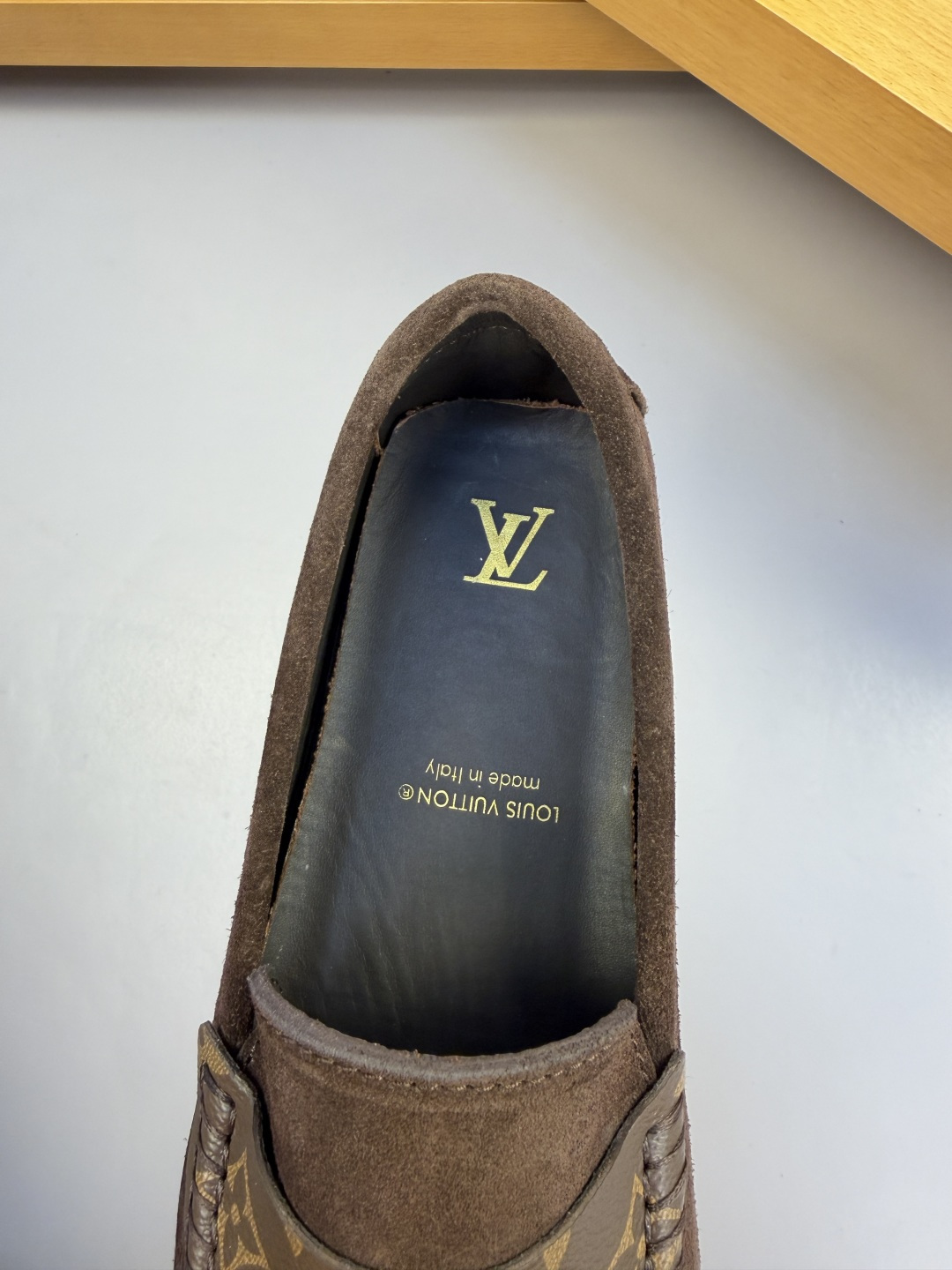 LV 루이비통 스웨이드 로퍼 (보트슈즈) 신발