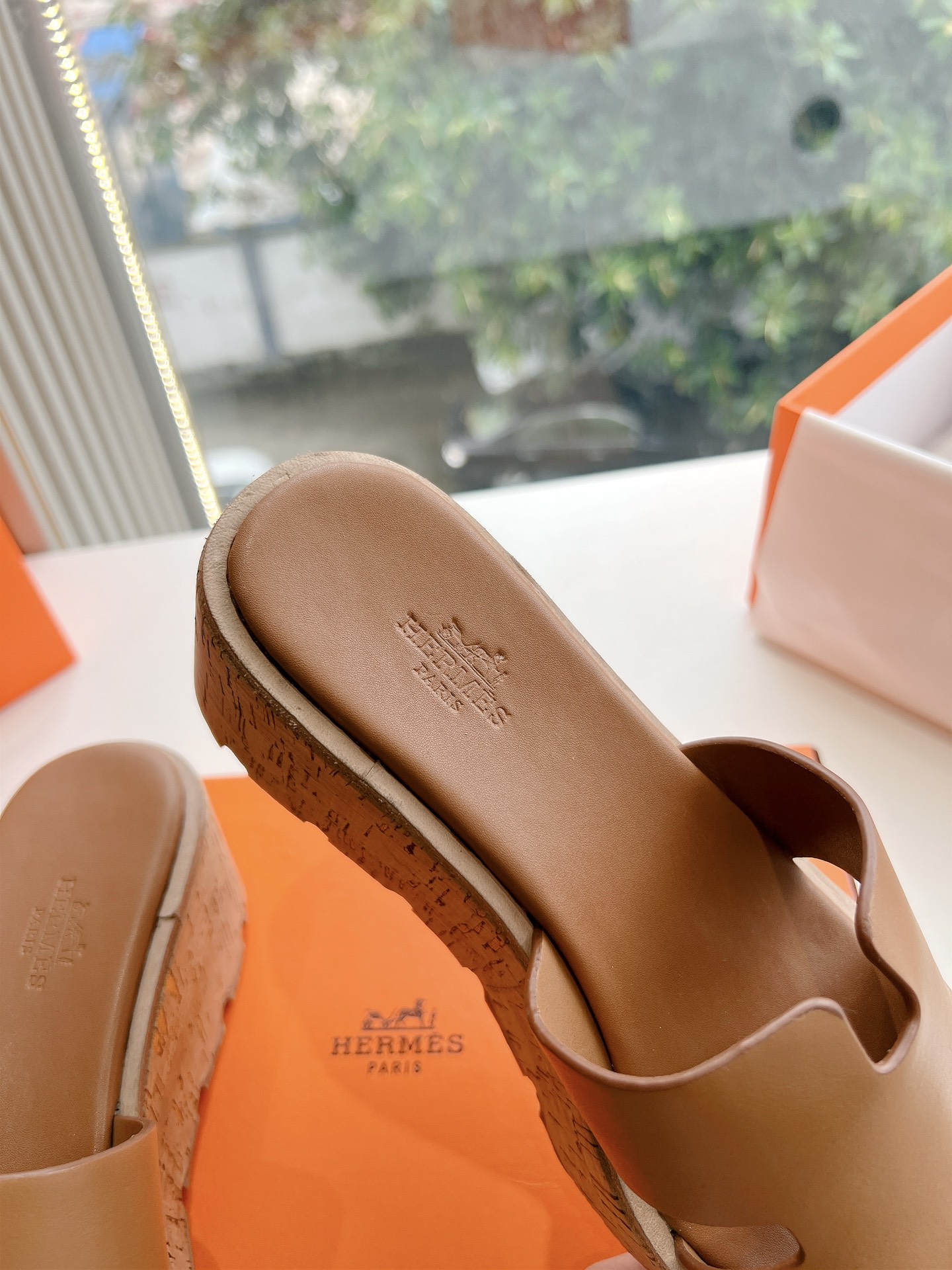 에르메스(HERMES) 웨지힐 슬리퍼 신발