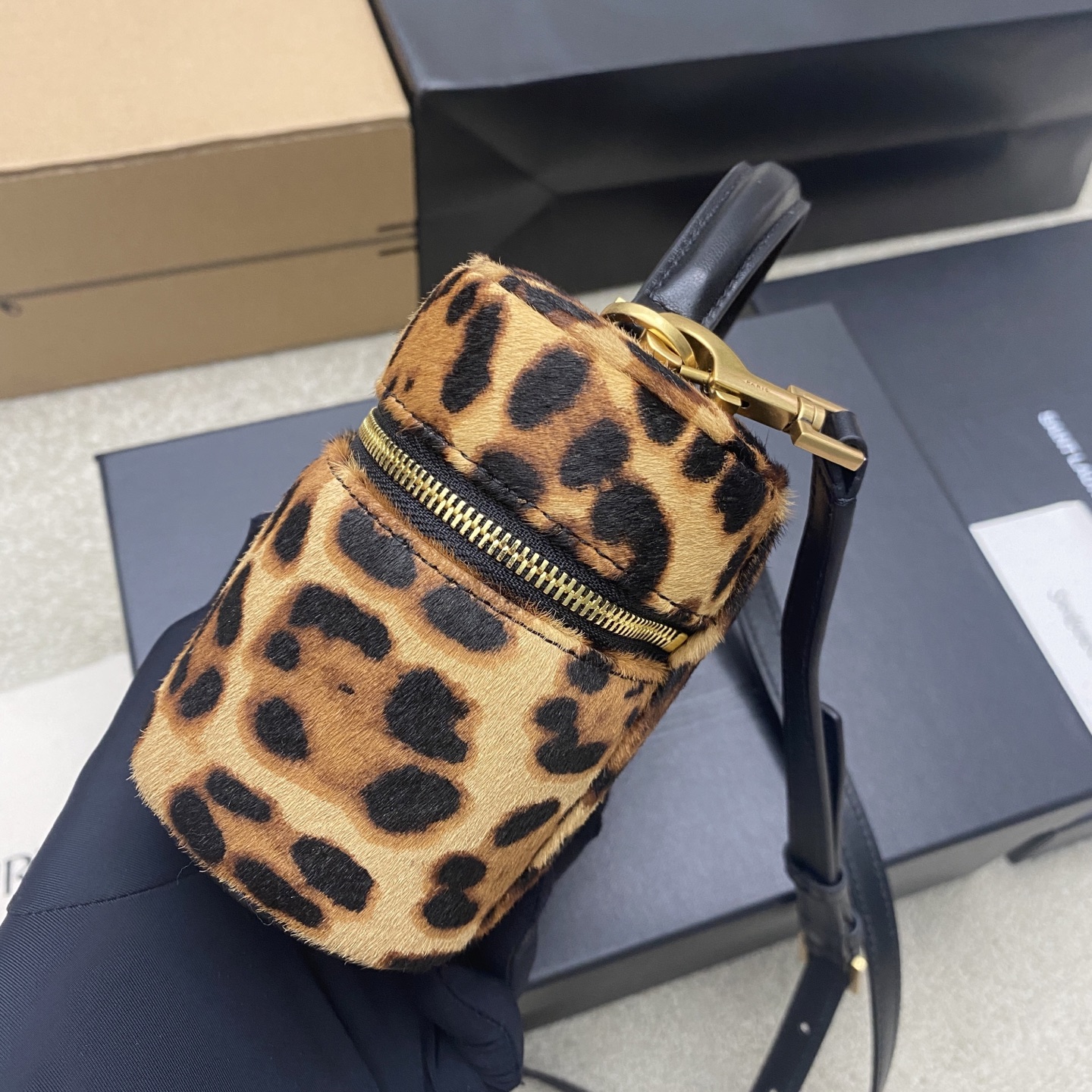 YSL 생로랑 가비(Gaby) 레오파드 화장품 케이스 파우치 백 가방