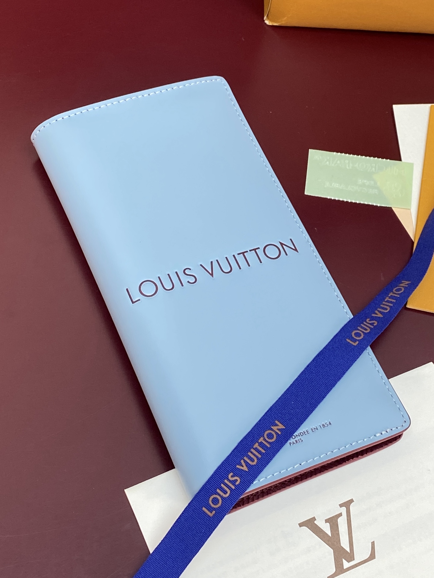 [Louis Vuitton] LV 루이비통 쇼퍼백 모티브 Brazza 브라짜 월렛 지갑 M2A555