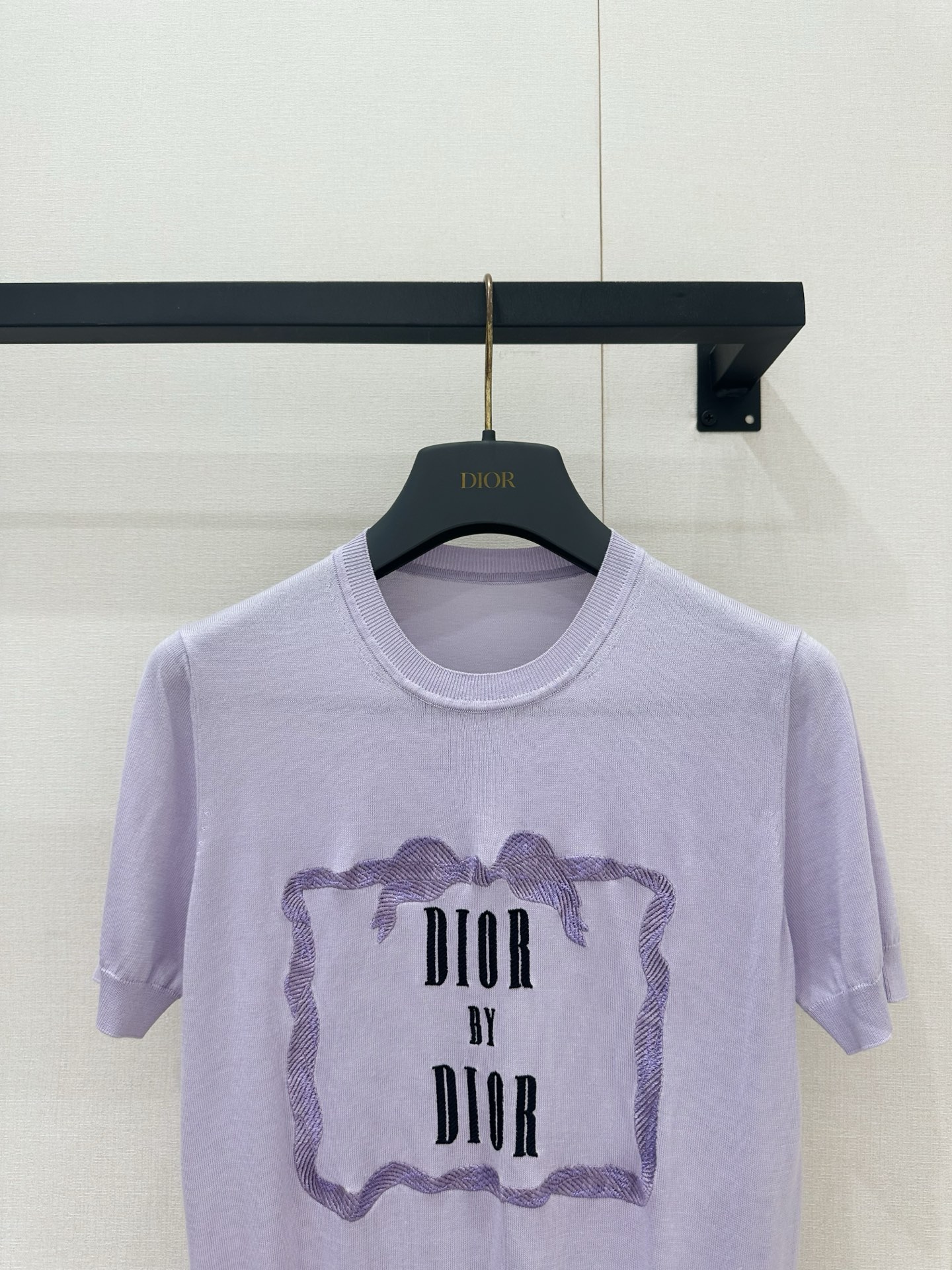 디올(DIOR) 레터링 레이스 자수 라운드넥 반팔 니트 상의 의류