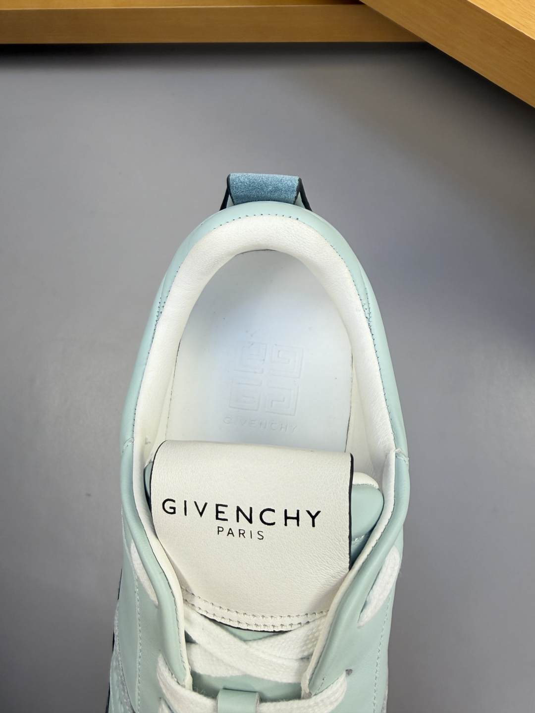 [Givenchy] 지방시 프리미엄 나파 & 스웨이드 콤비 스니커즈 신발