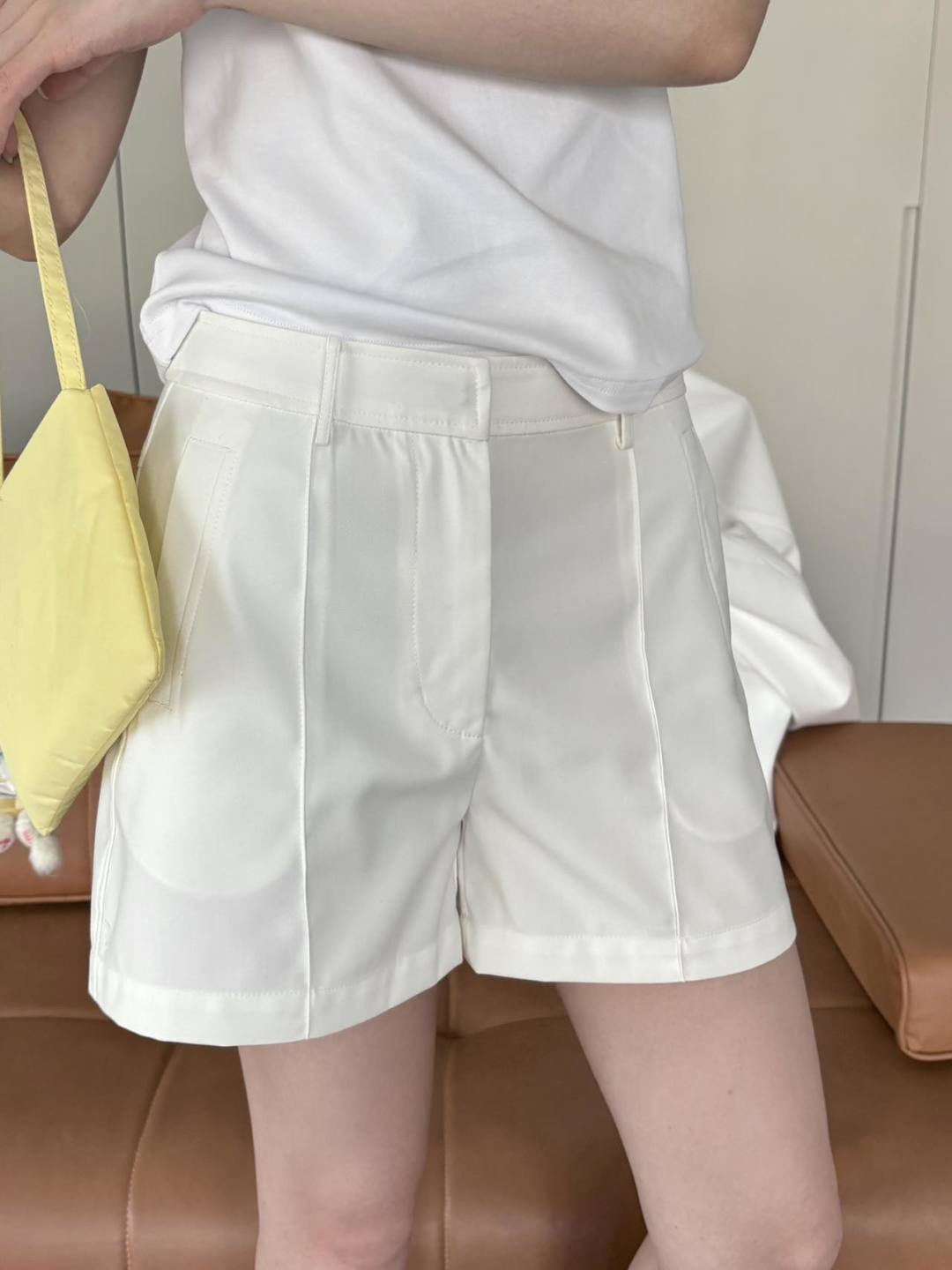 [Hermes] 에르메스 26SS 텍스처드 클래식 숏팬츠 반바지 의류