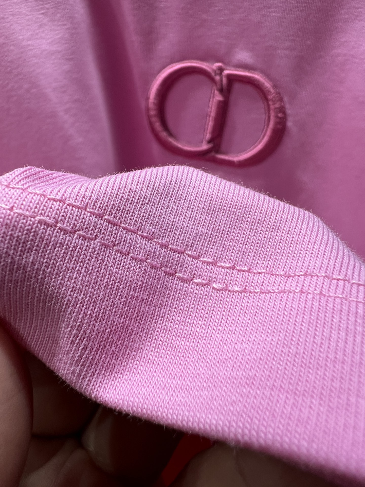 디올(DIOR) CD 로고 자수 반팔 티셔츠 상의 의류