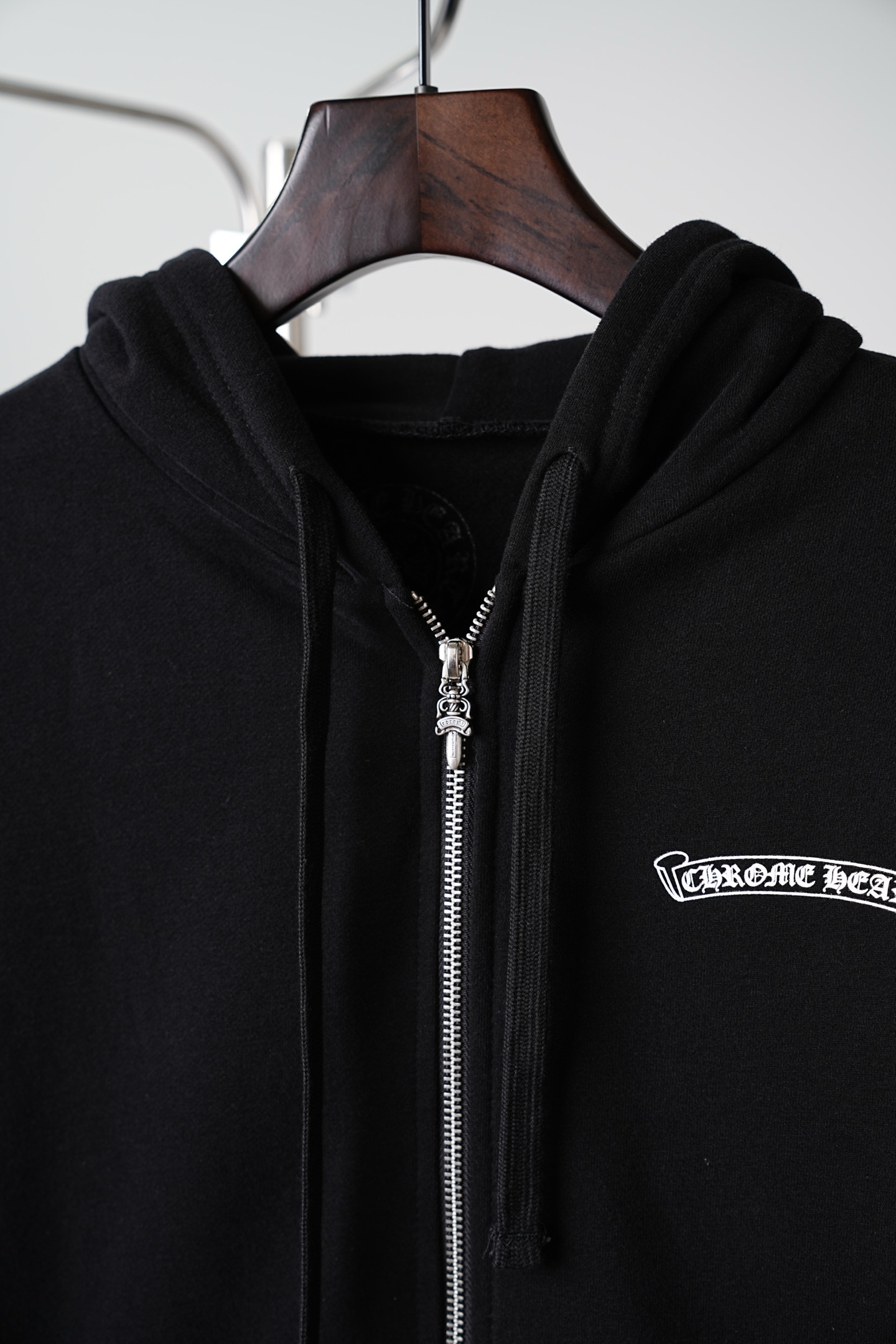크롬하츠(CHROME HEARTS) 로고 프린트 후드 집업 상의 의류