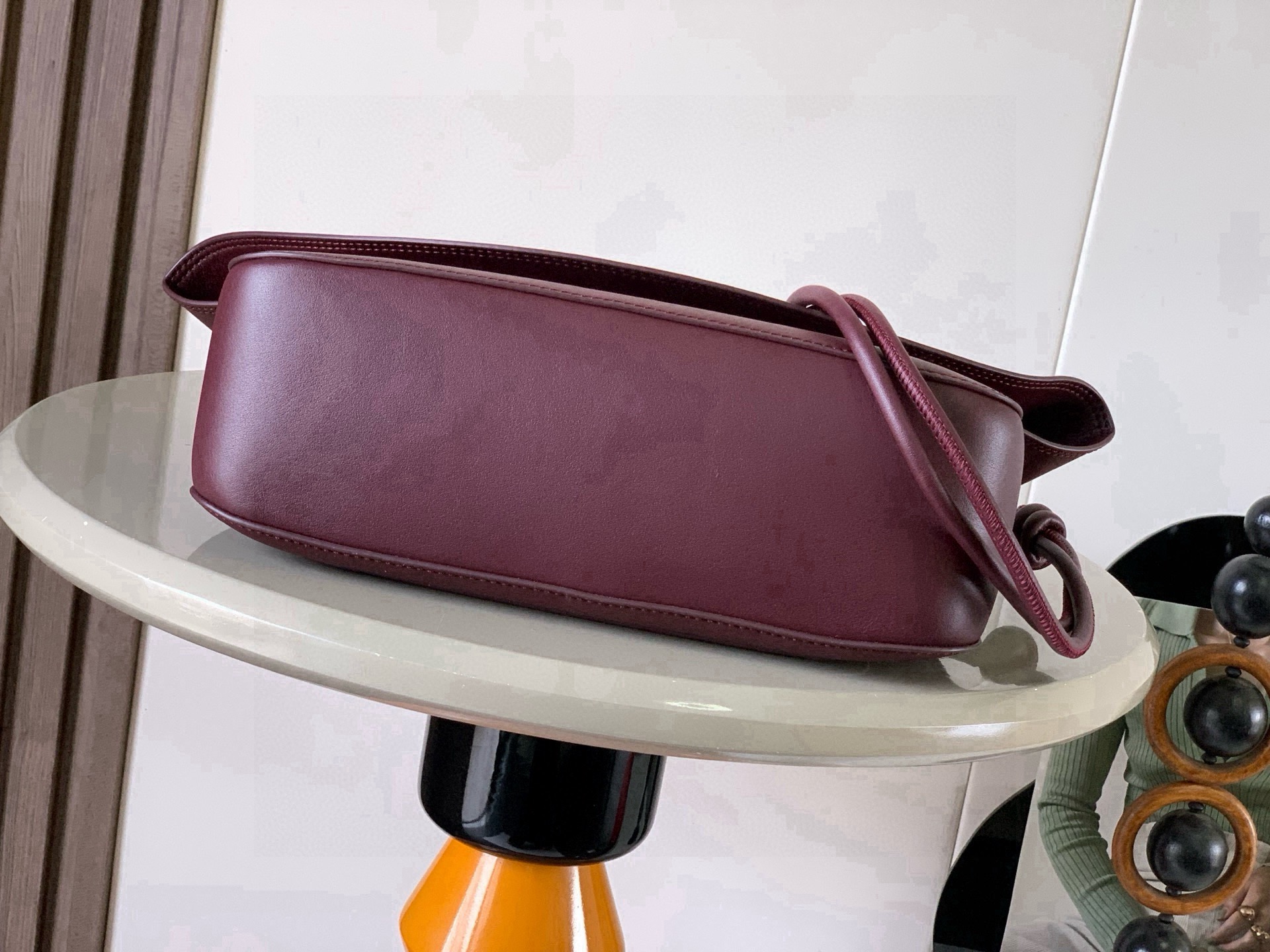 LOEWE 로에베 올라(Ola) 미디엄 핸드백 가방