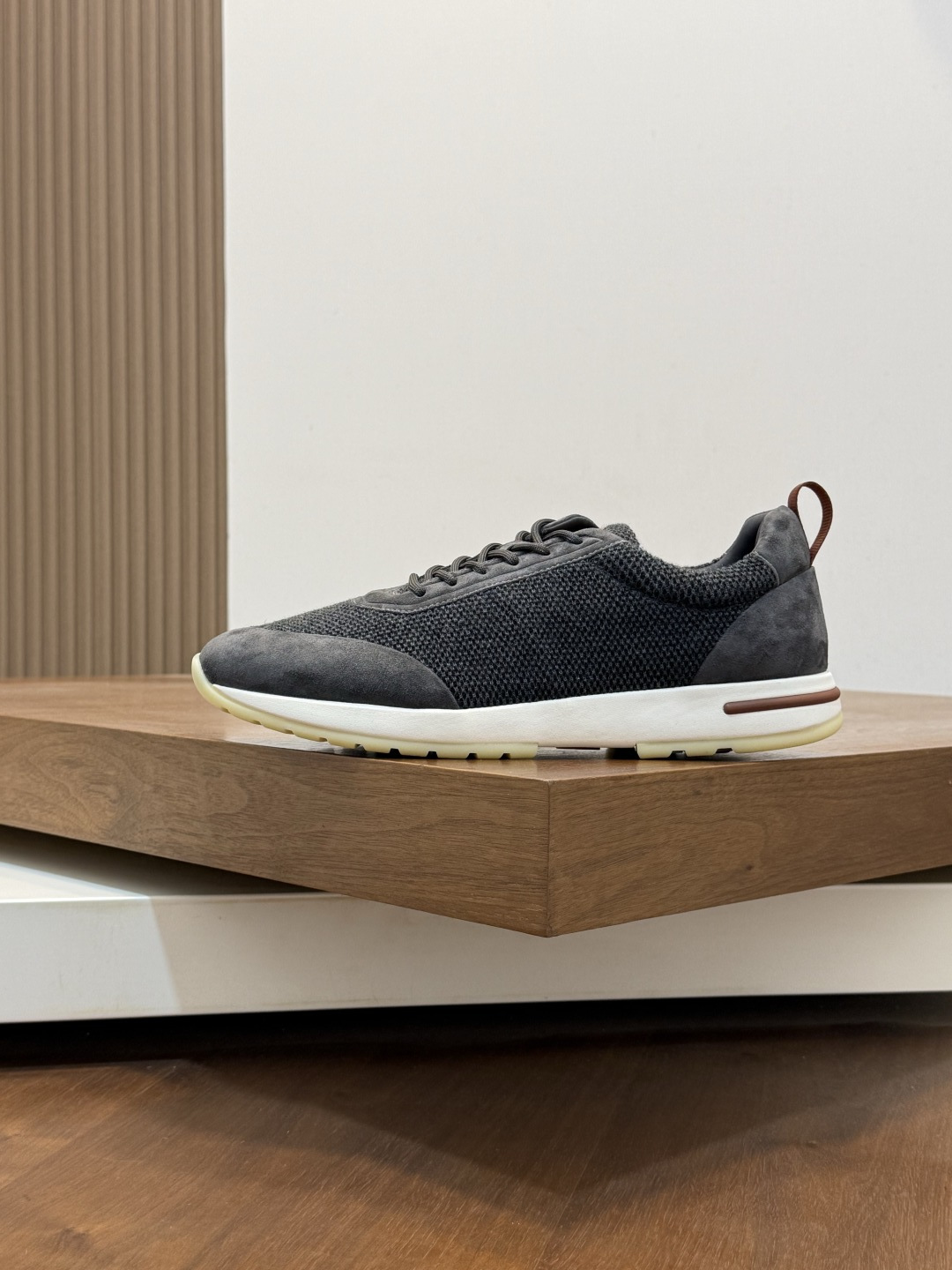 [Loro Piana] LP 로로 피아나 워크 앤 워크 / 시티 워크 스니커즈 신발