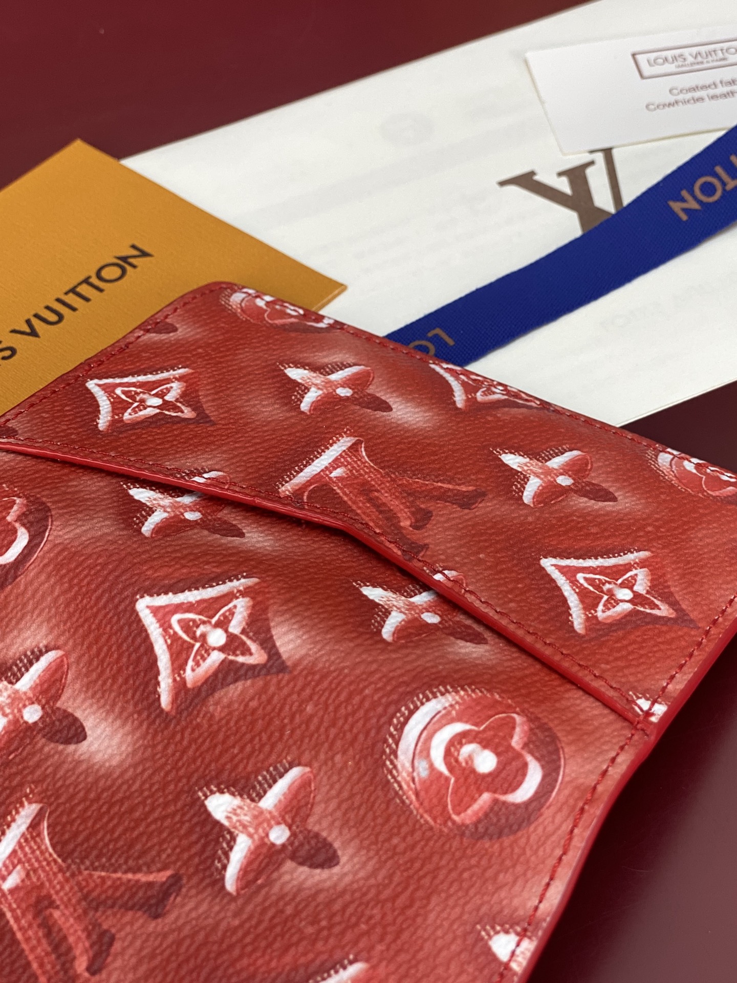 [Louis Vuitton] LV 루이비통 모노그램 포켓 오거나이저 카드 지갑 (코튼 레드)