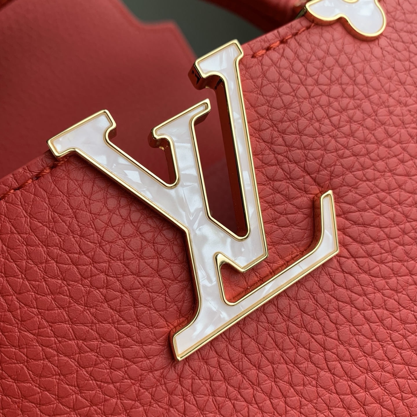 LOUIS VUITTON M11341 루이비통 카퓌신 미니 핸드백 (플라워 크라운 레드 미니) 가방