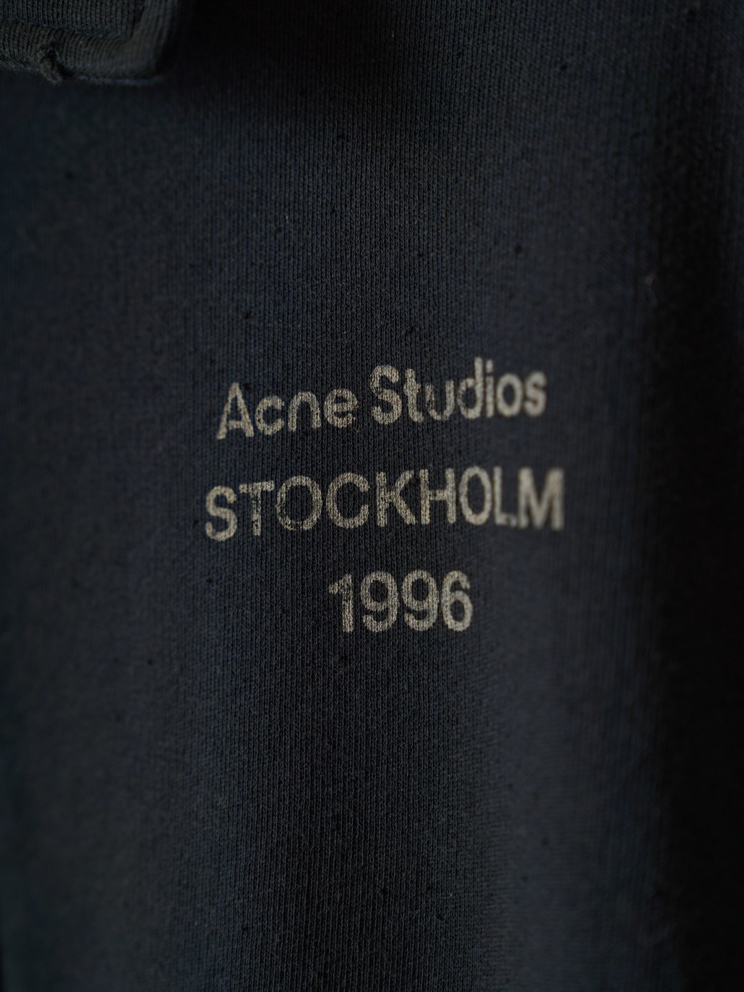 아크네(Acne studios) 빈티지 스프레이 로고 집업 재킷 상의 의류
