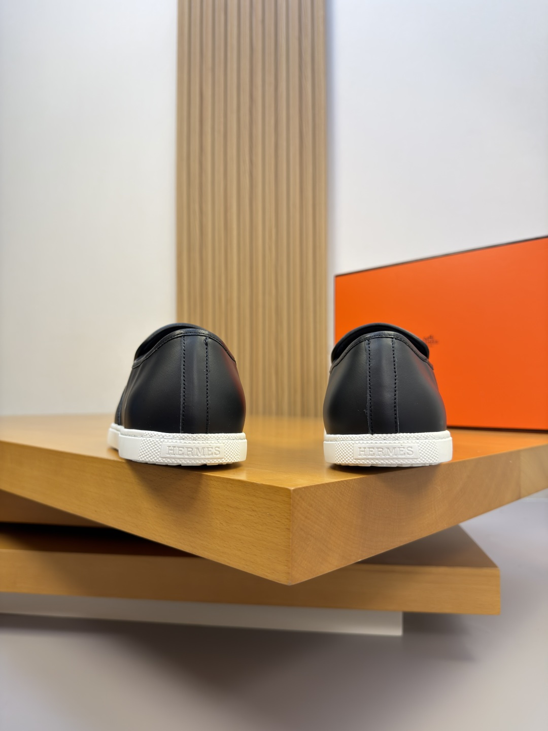 Hermes 에르메스 나파 소가죽 슬립온 스니커즈 신발