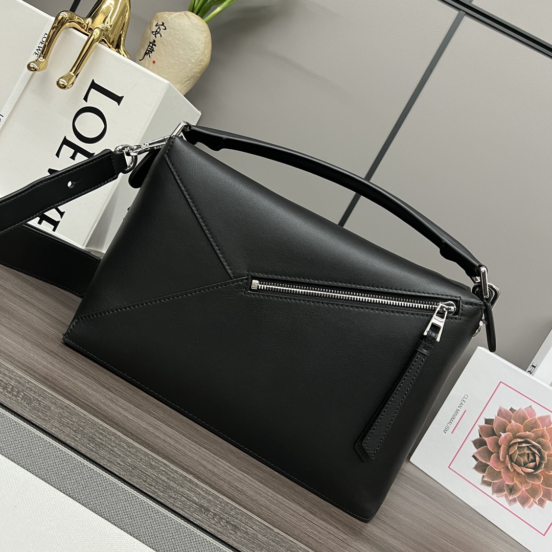 Loewe 로에베 퍼즐 미디엄 소프트 레더 백 가방