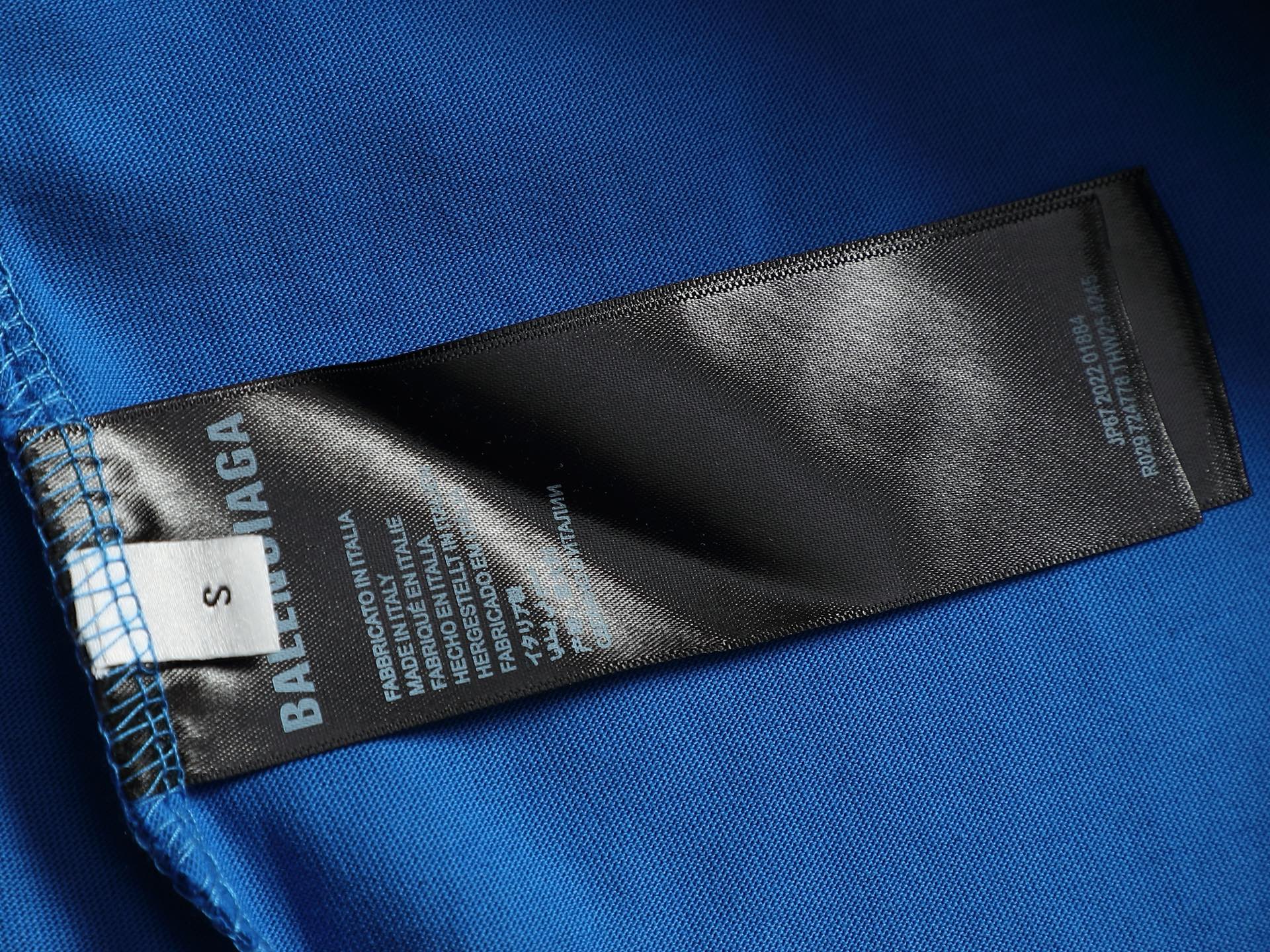발렌시아가(BALENCIAGA) 테이프 프린팅 워싱 반팔 티셔츠 상의 의류