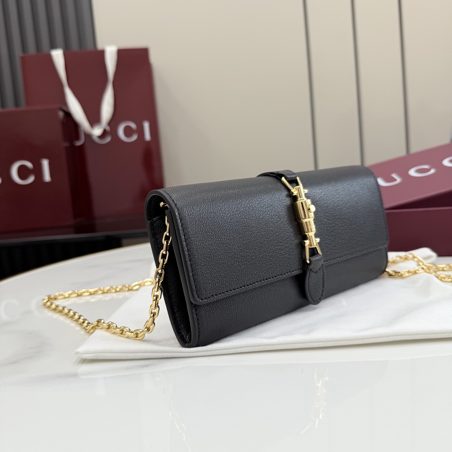 [Gucci] 구찌 26SS Jackie 재키 1961 레더 체인 월렛 (WOC) 지갑